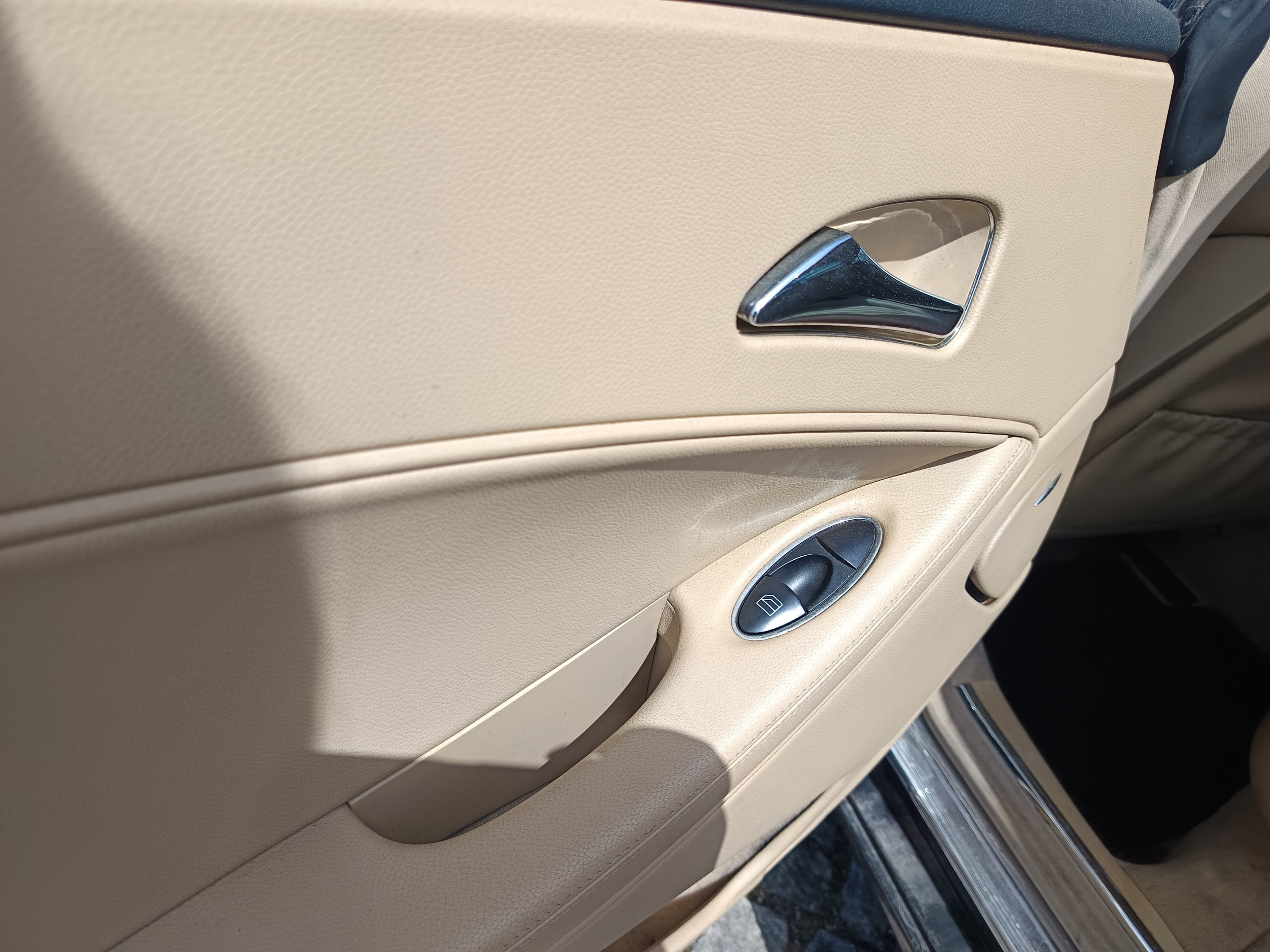 Mercedes-Benz CLS 320 · Ano 2008 — imagem 21