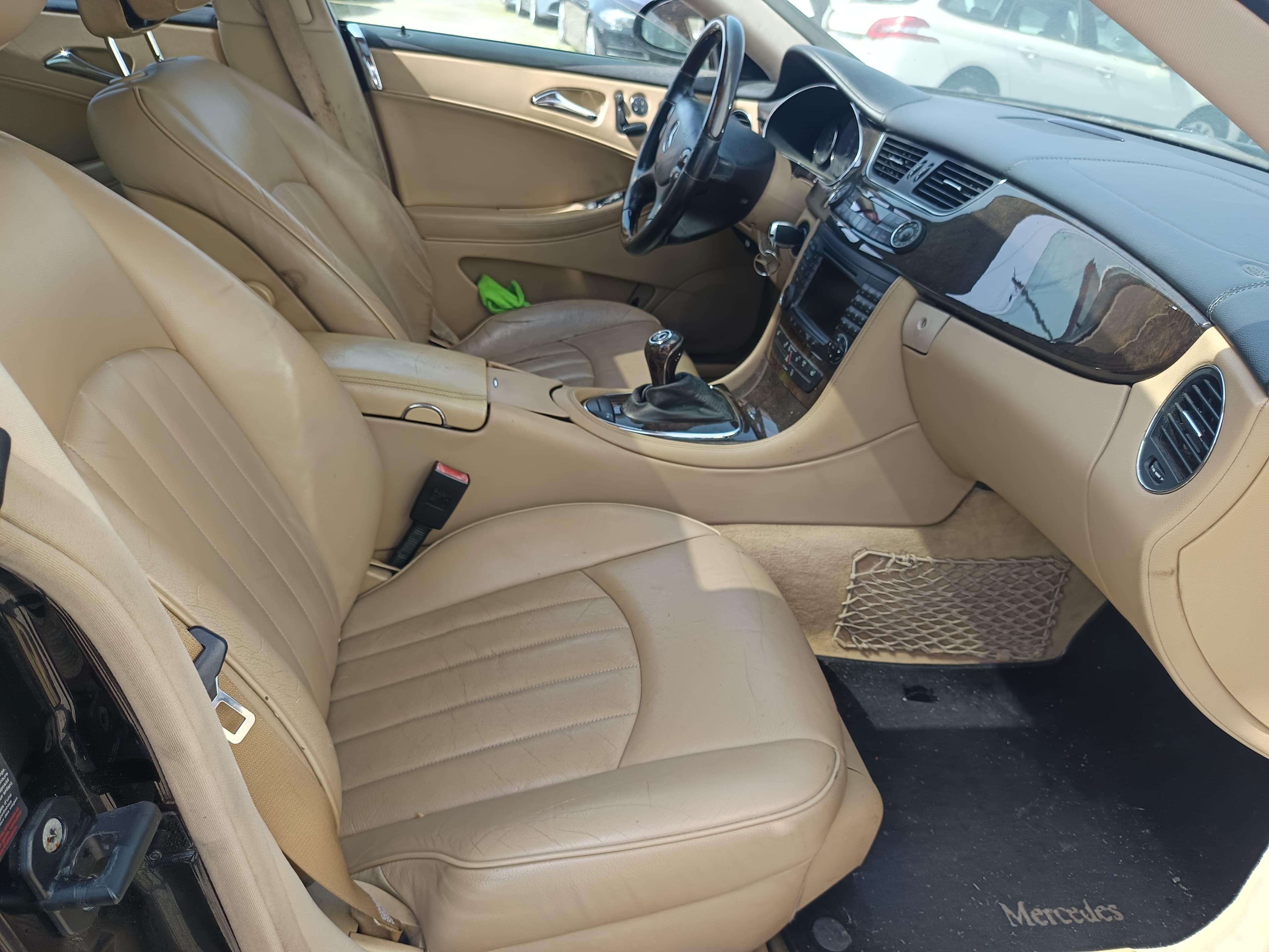 Mercedes-Benz CLS 320 · Ano 2008 — imagem 28