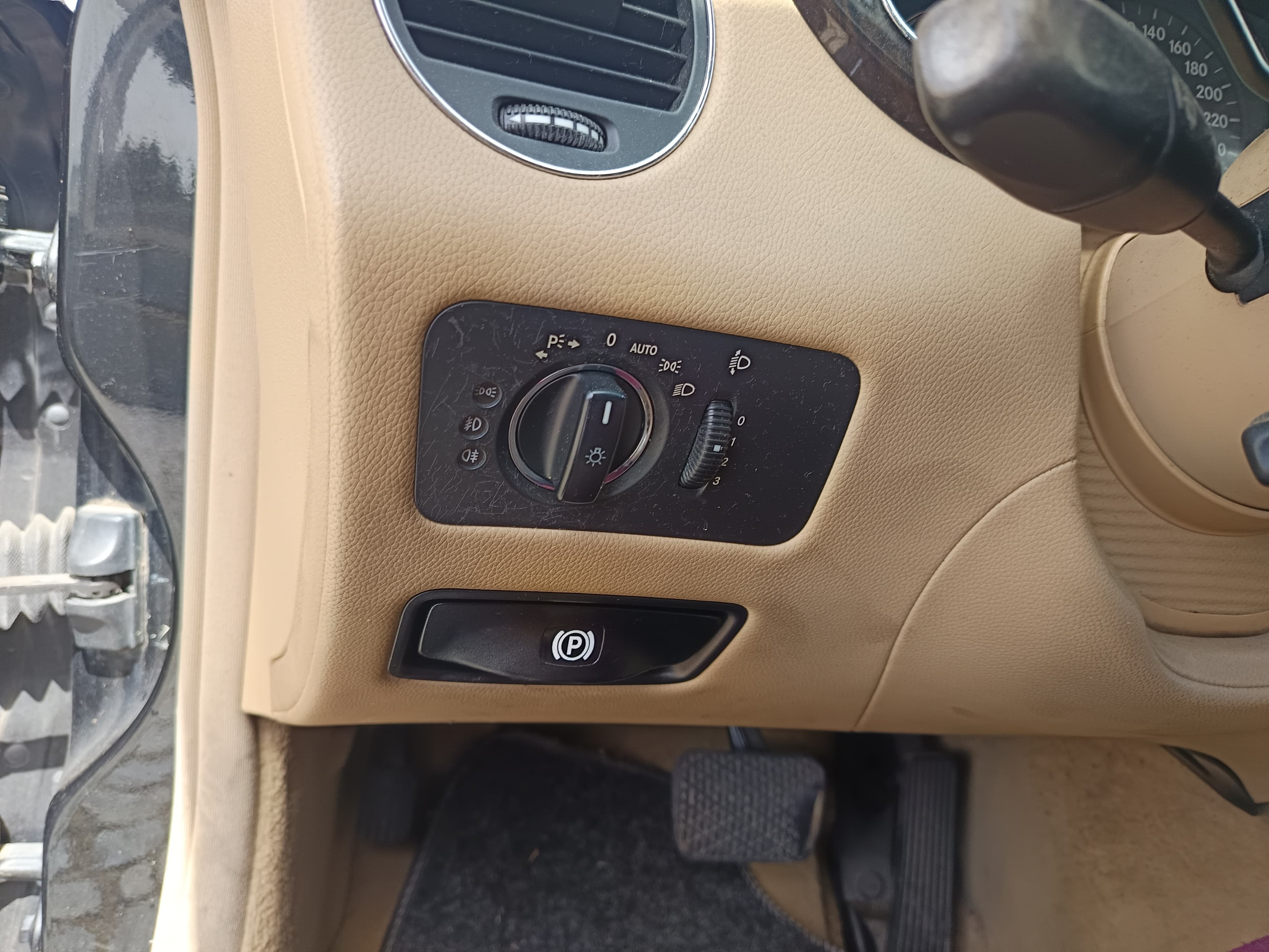 Mercedes-Benz CLS 320 · Ano 2008 — imagem 15