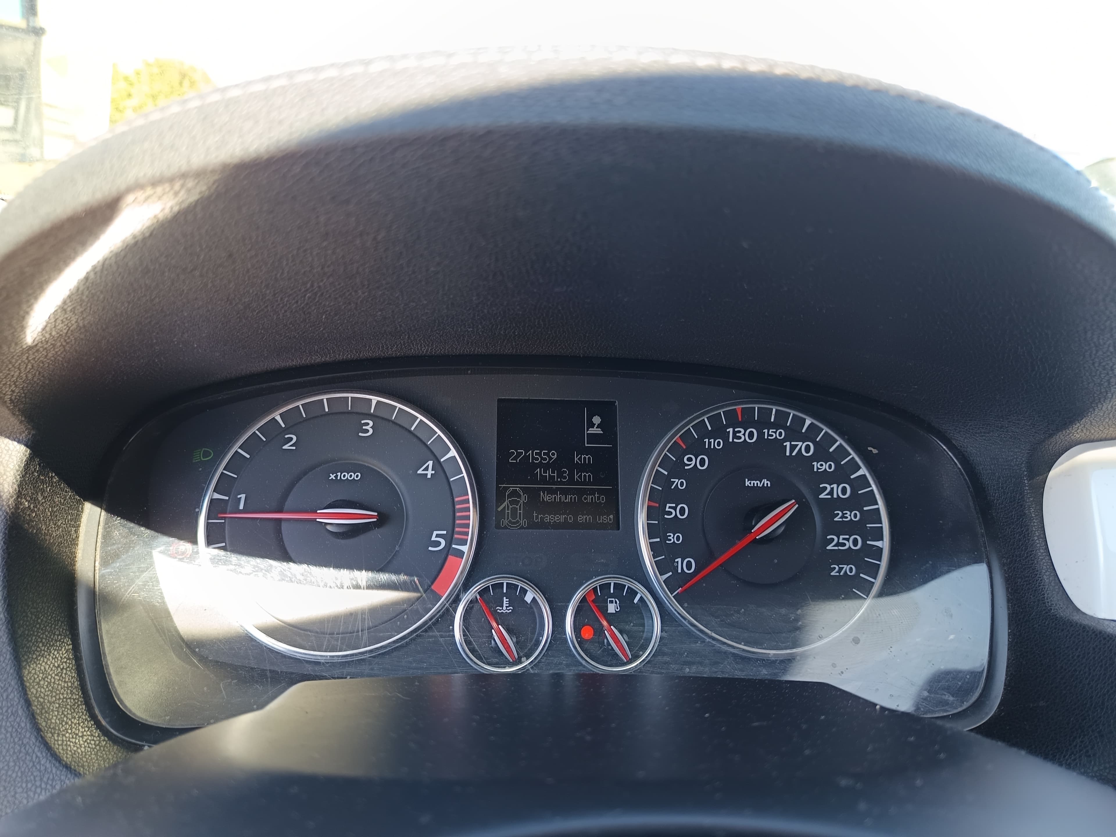 Renault Laguna · Ano 2014 — image 40