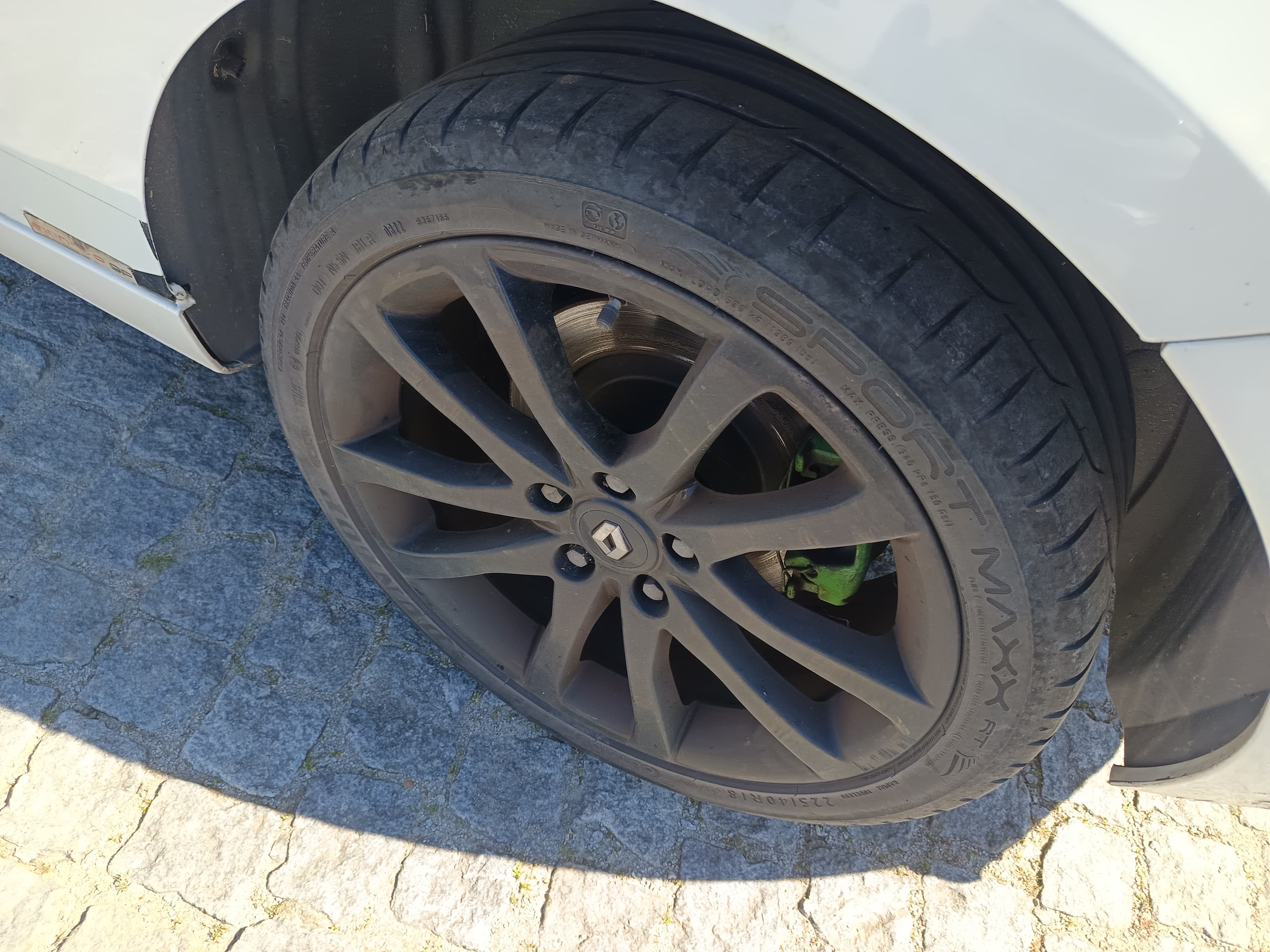 Renault Laguna · Ano 2014 — image 9