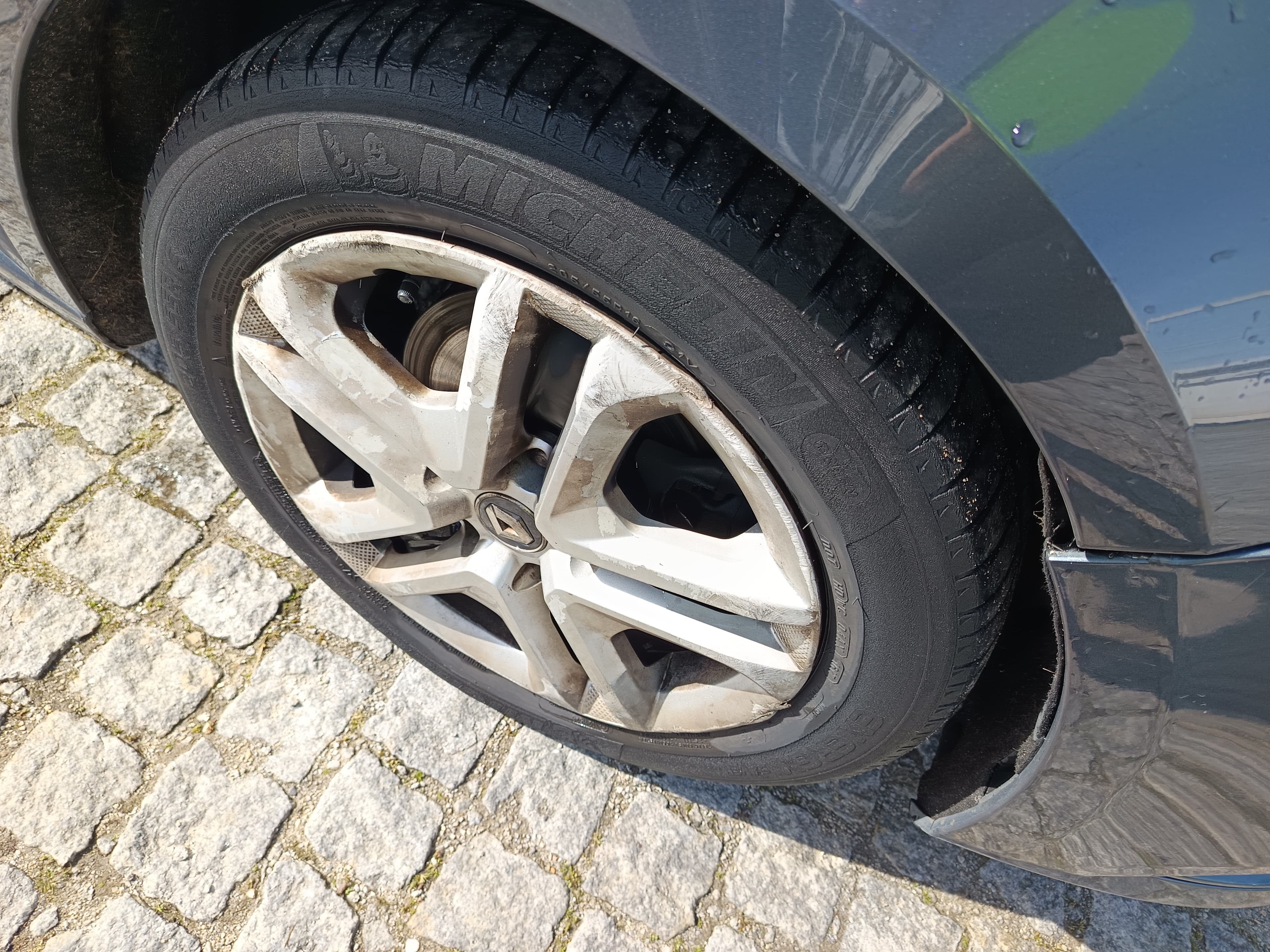Renault Mégane · Année 2019 — image 9
