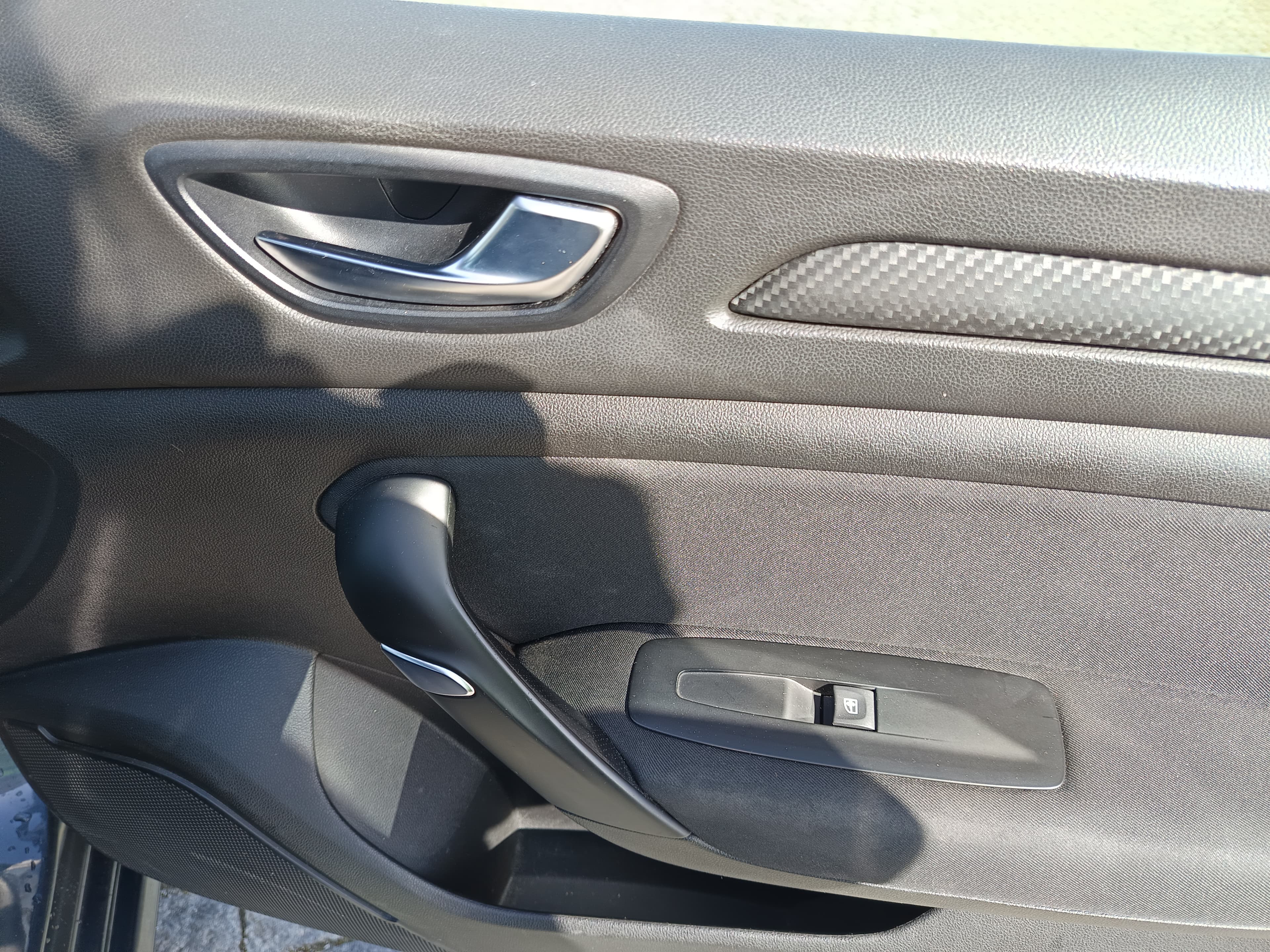 Renault Mégane · Année 2019 — image 28