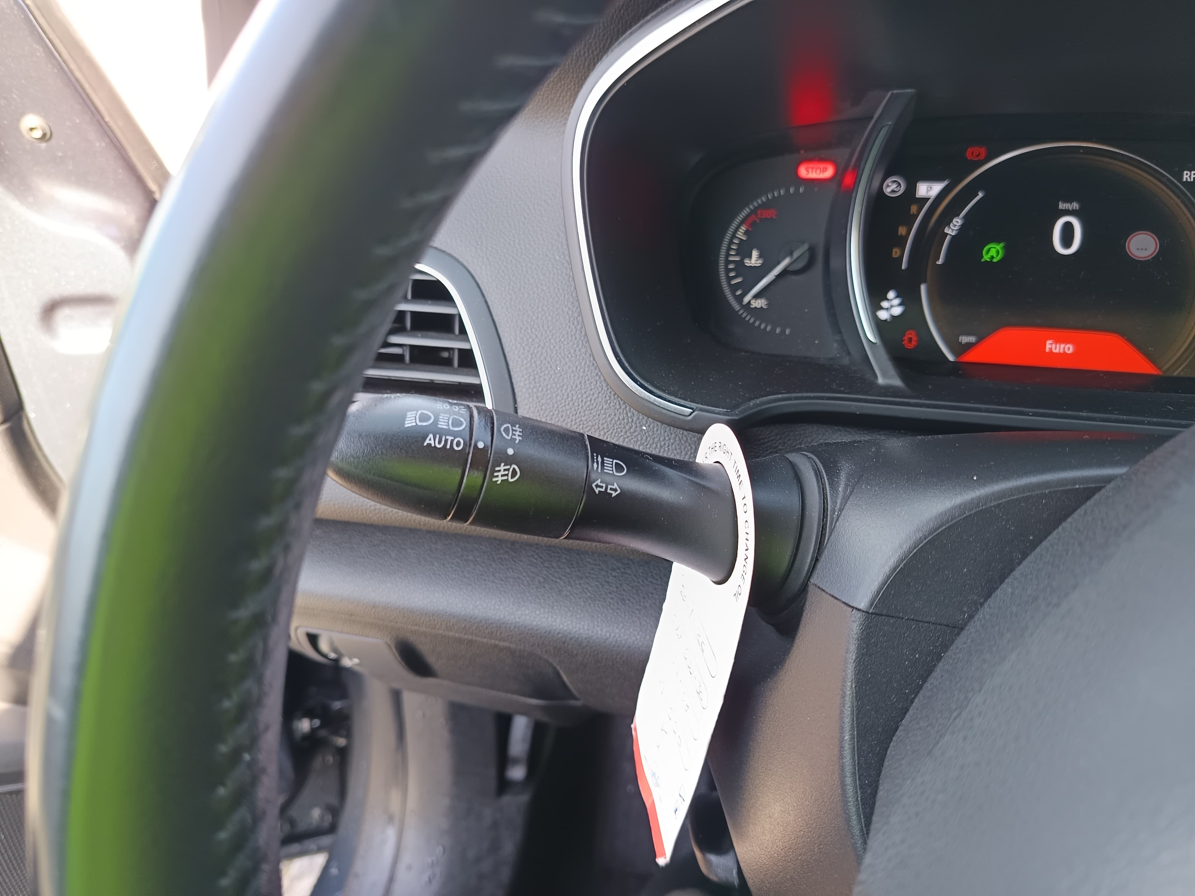 Renault Mégane · Année 2019 — image 44