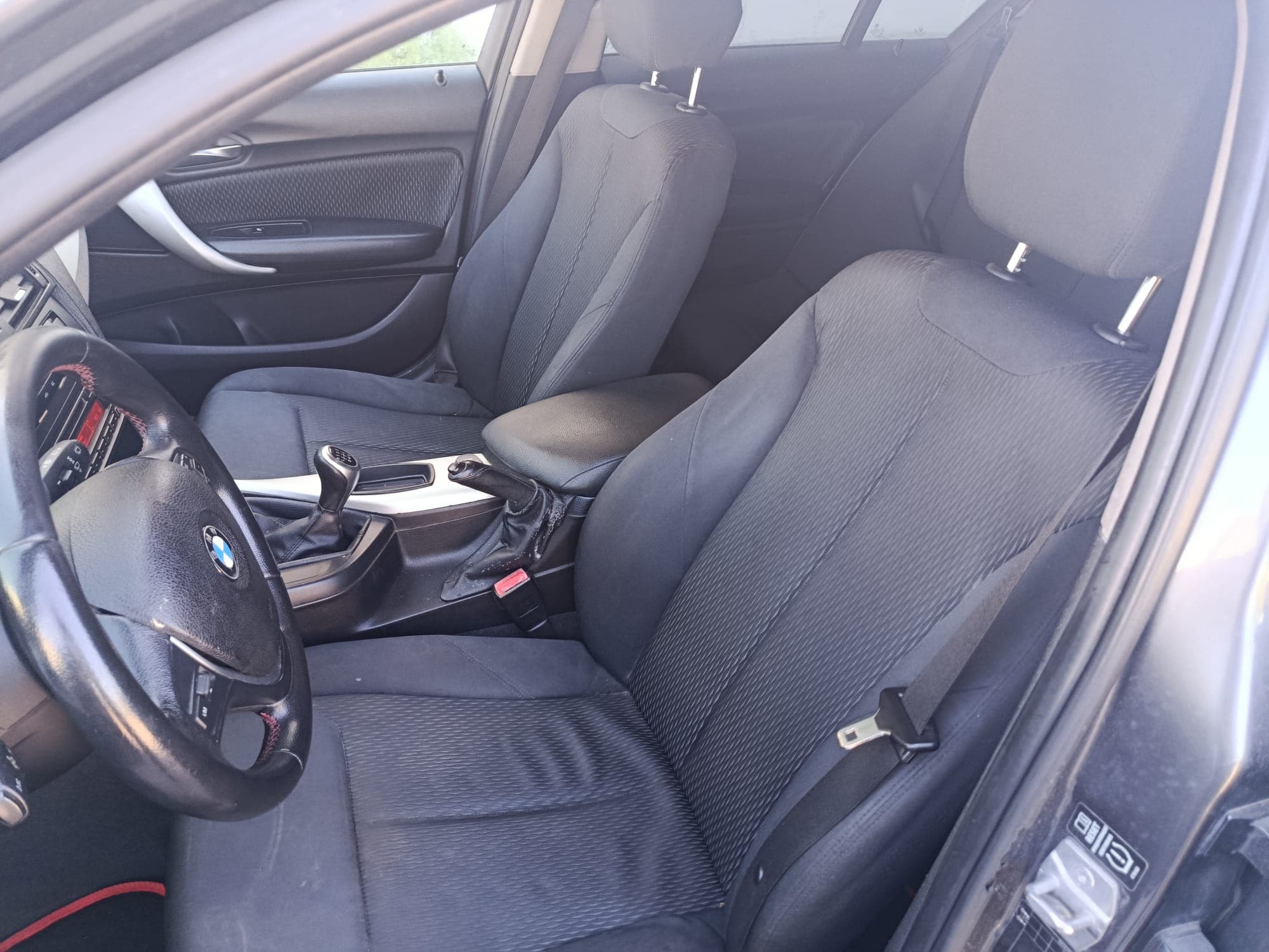 BMW 116 D · Ano 2013 — imagem 13