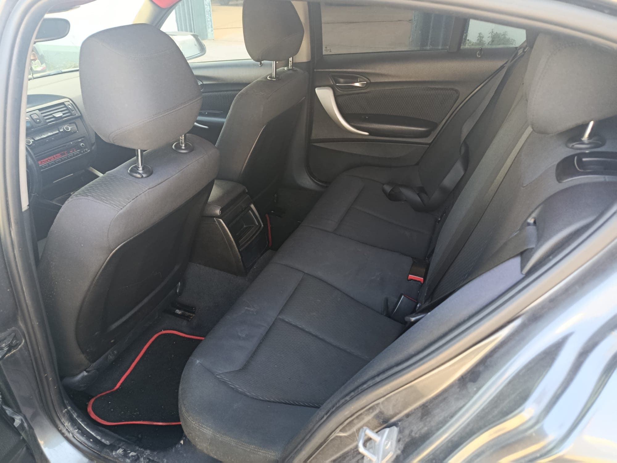BMW 116 D · Ano 2013 — imagem 22