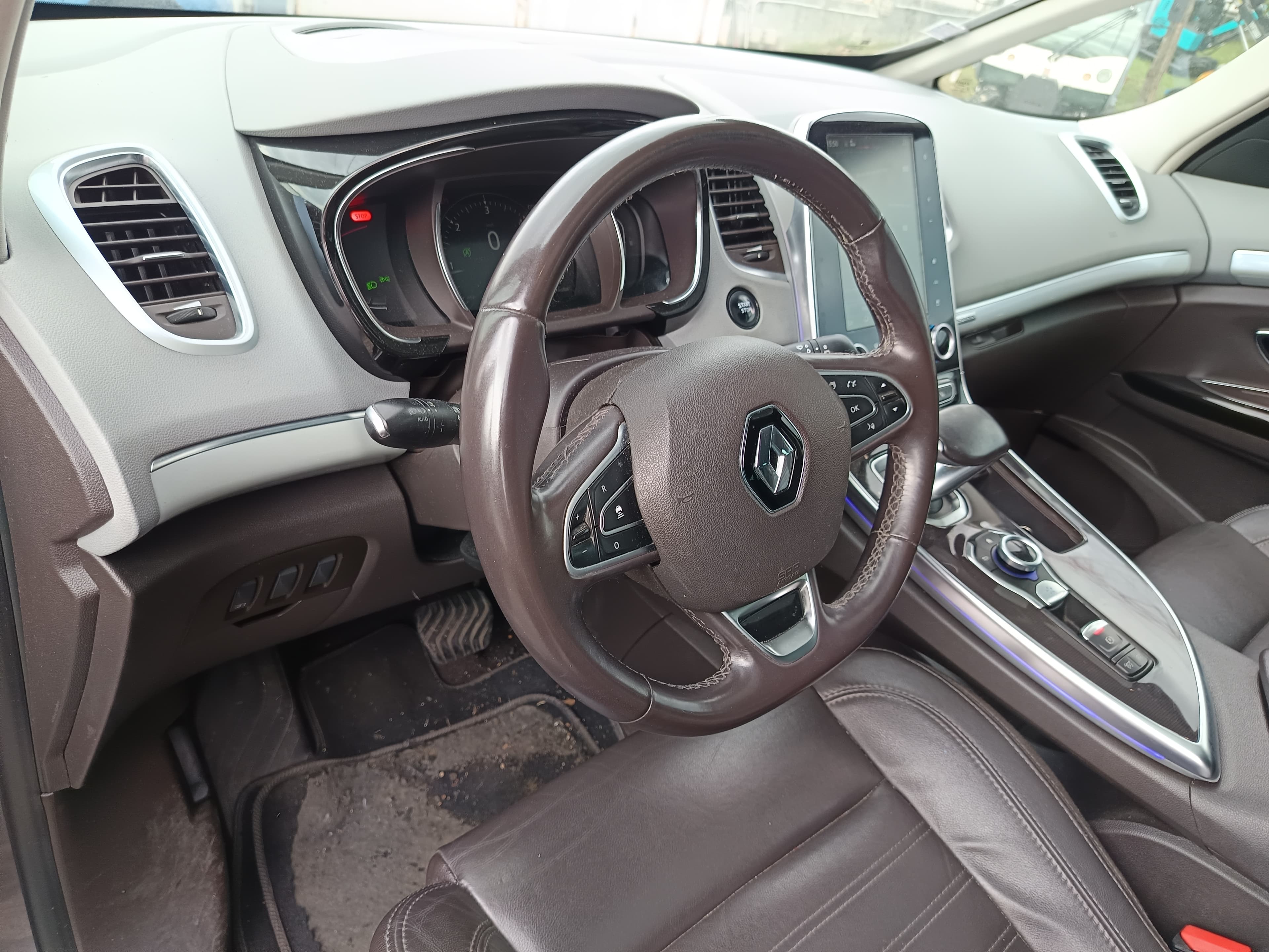 Renault Espace · Ano 2016 — image 38