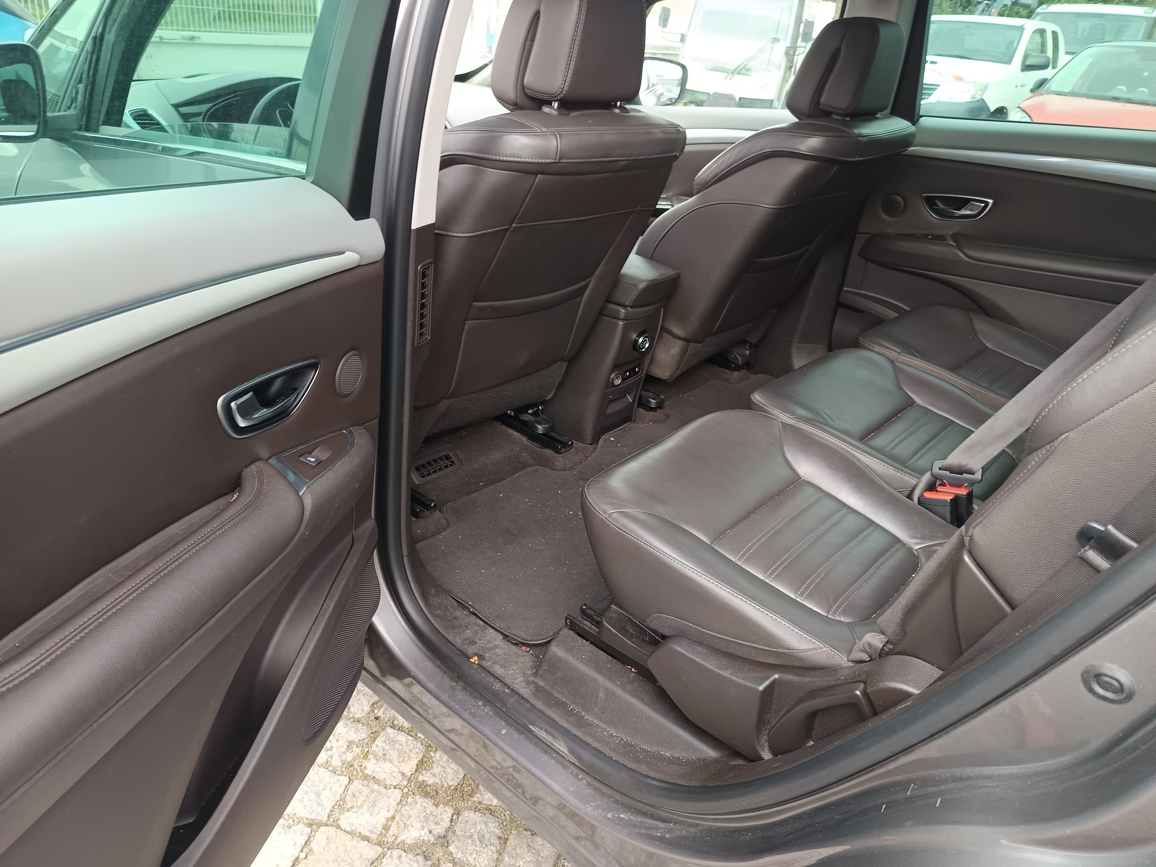 Renault Espace · Ano 2016 — image 30