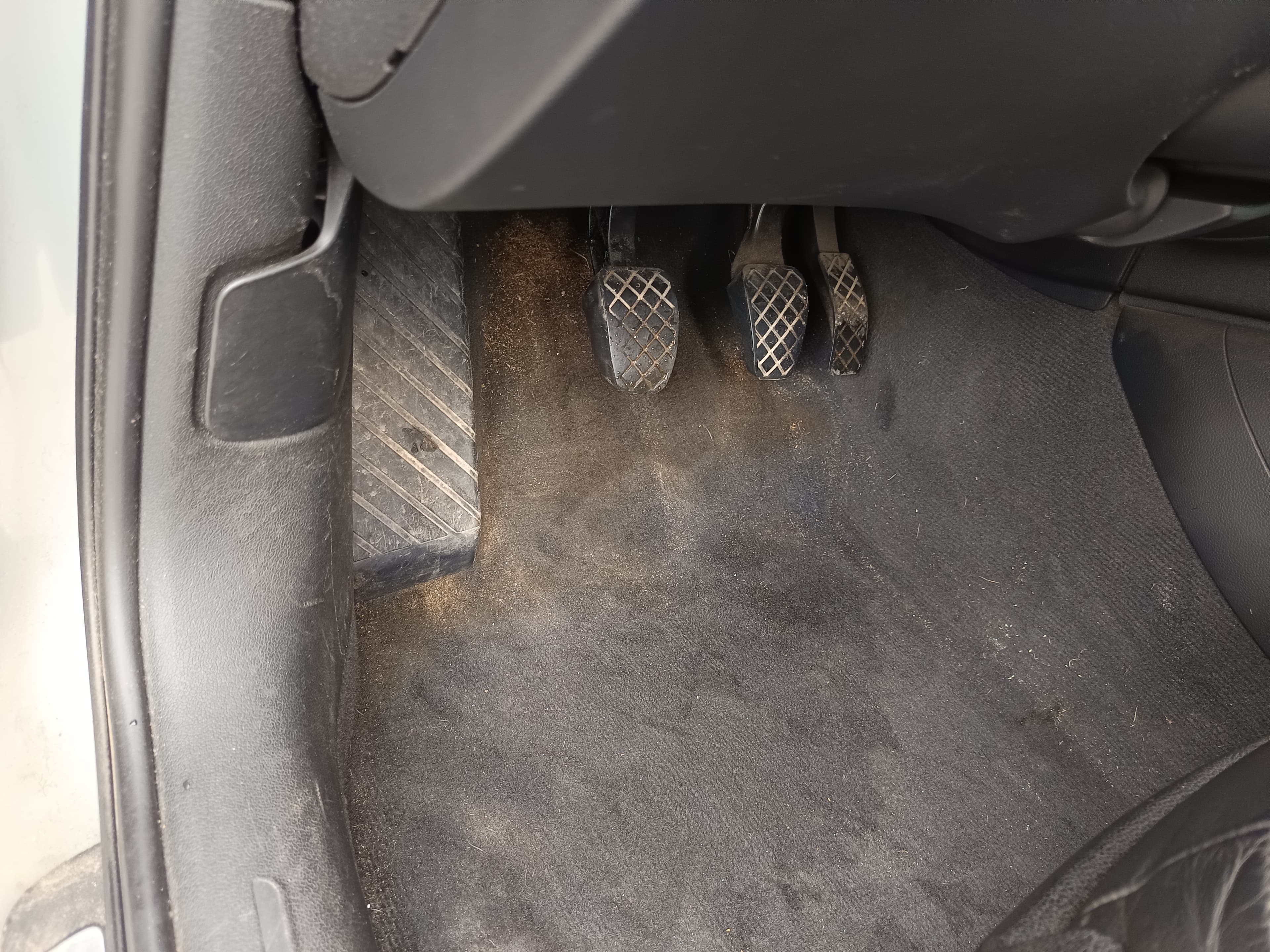 Audi A4 · Year 2008 — image 35