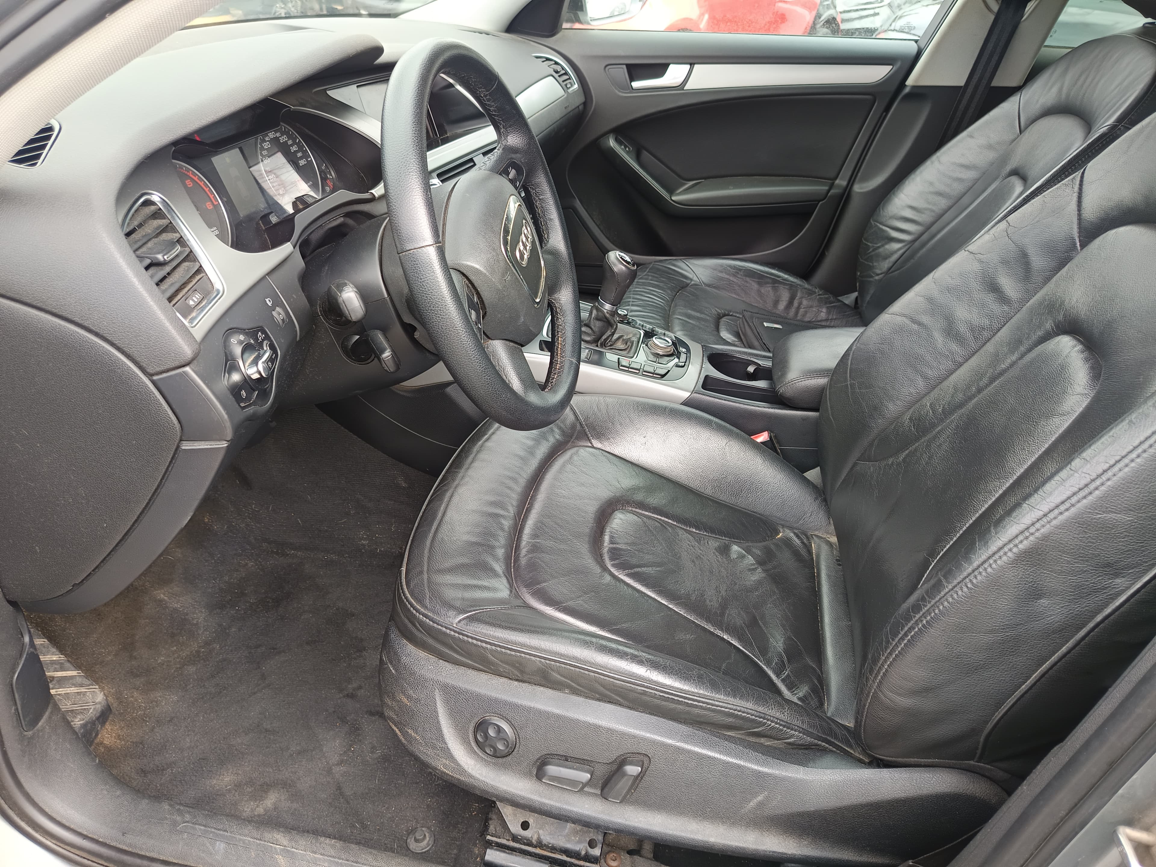 Audi A4 · Year 2008 — image 33