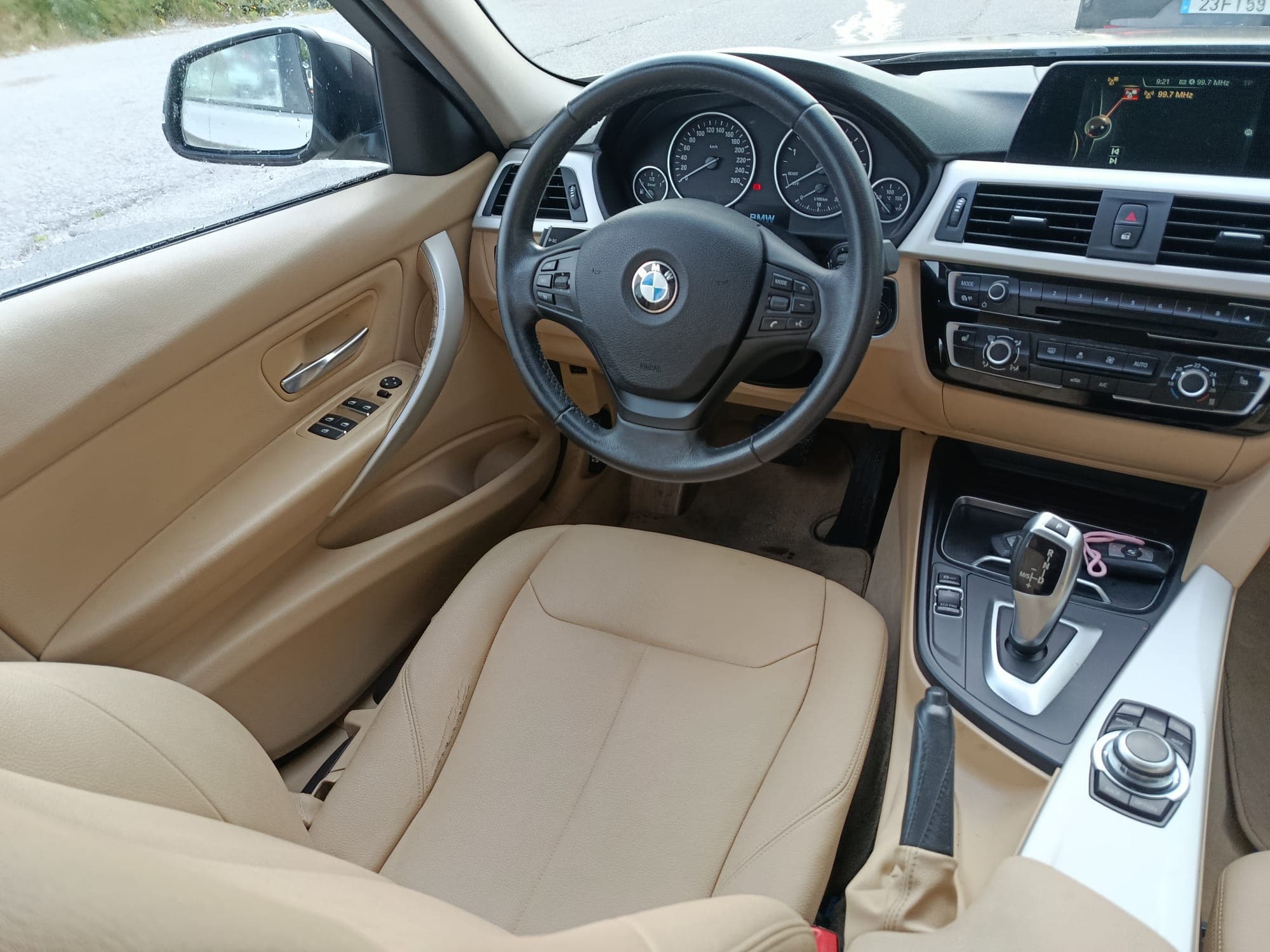 BMW 316d - 2017 — imagen 13