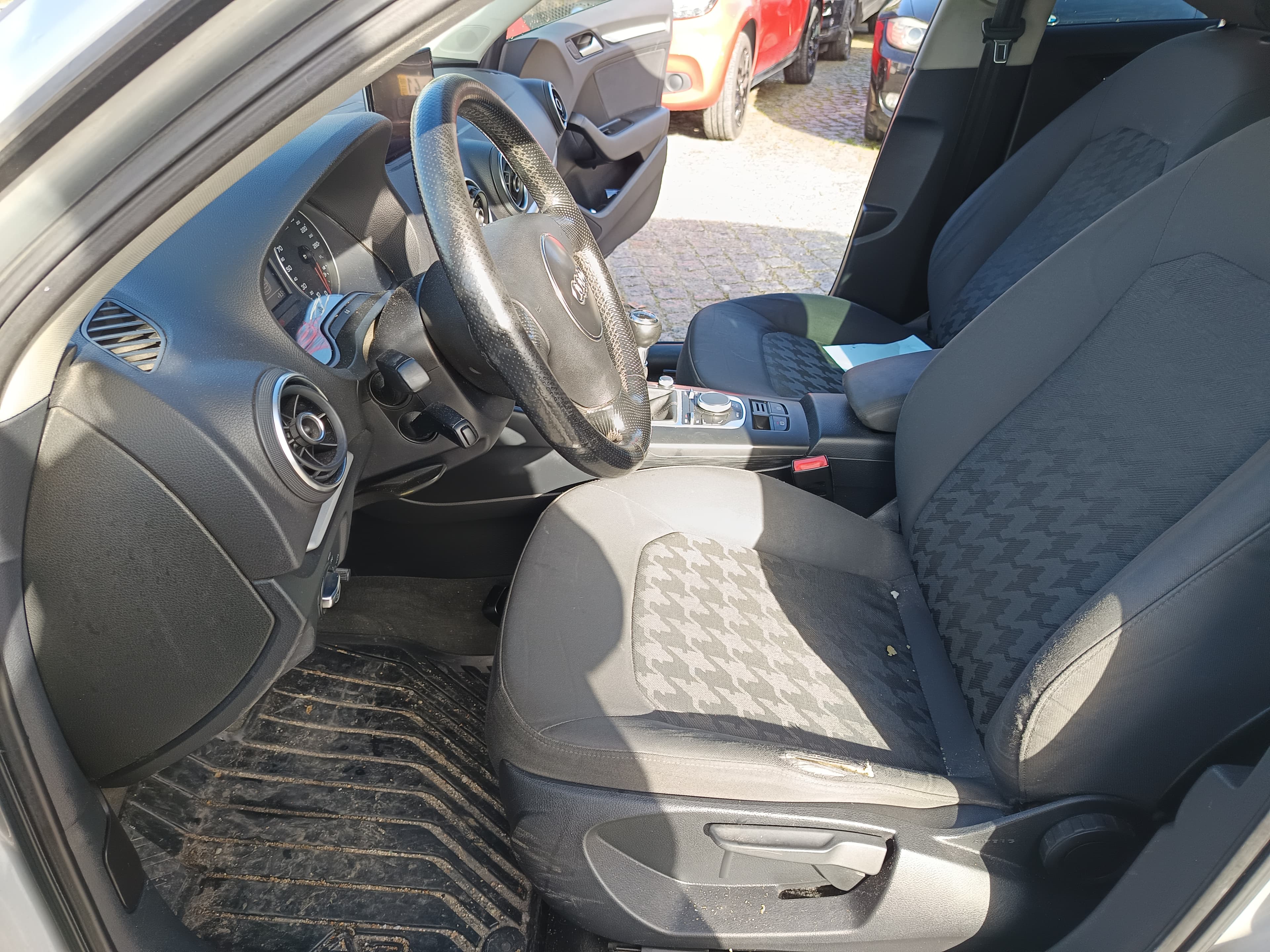Audi A3 · Ano 2014 — image 34