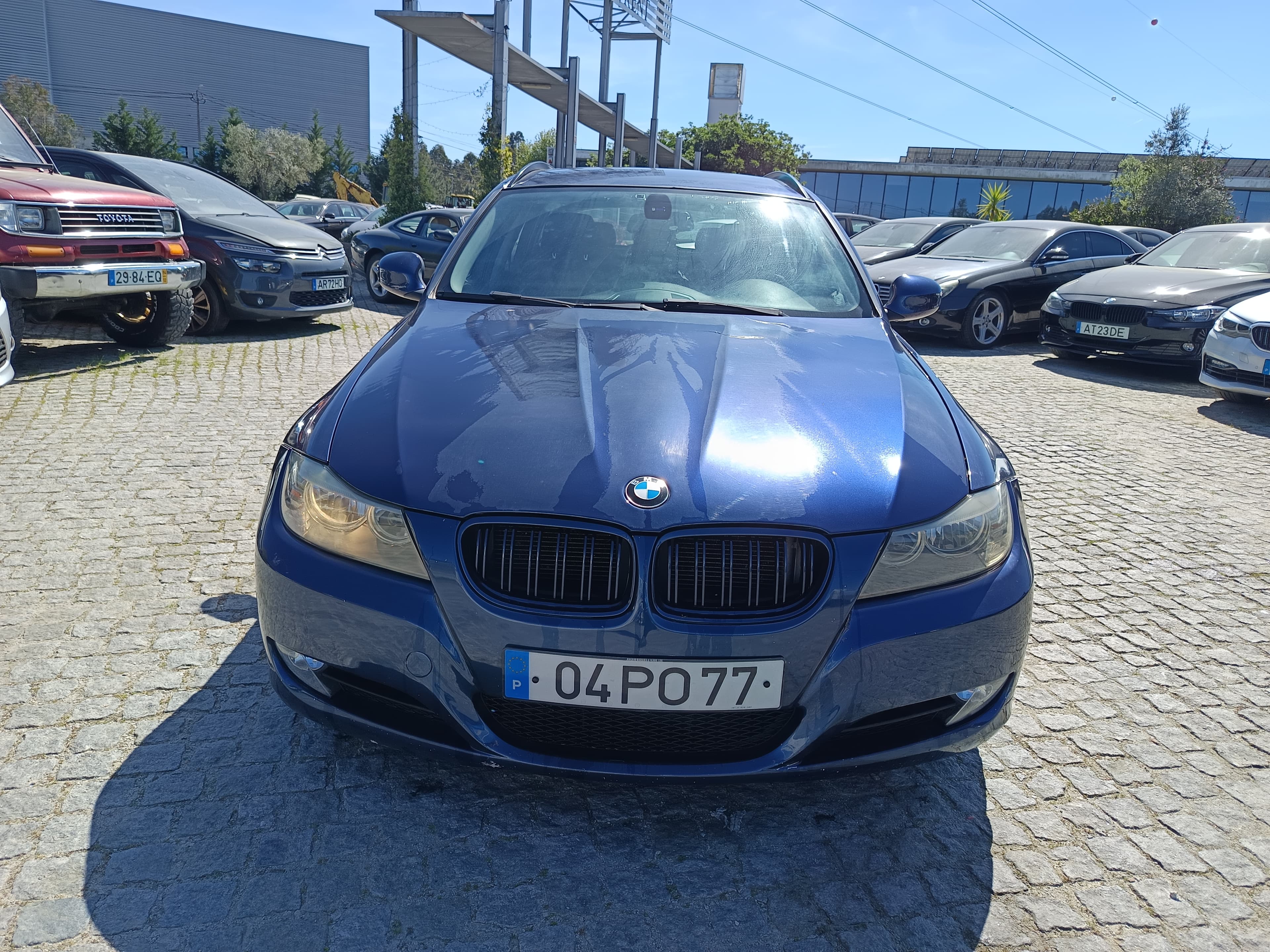 BMW 320d · Ano 2010 — image 2