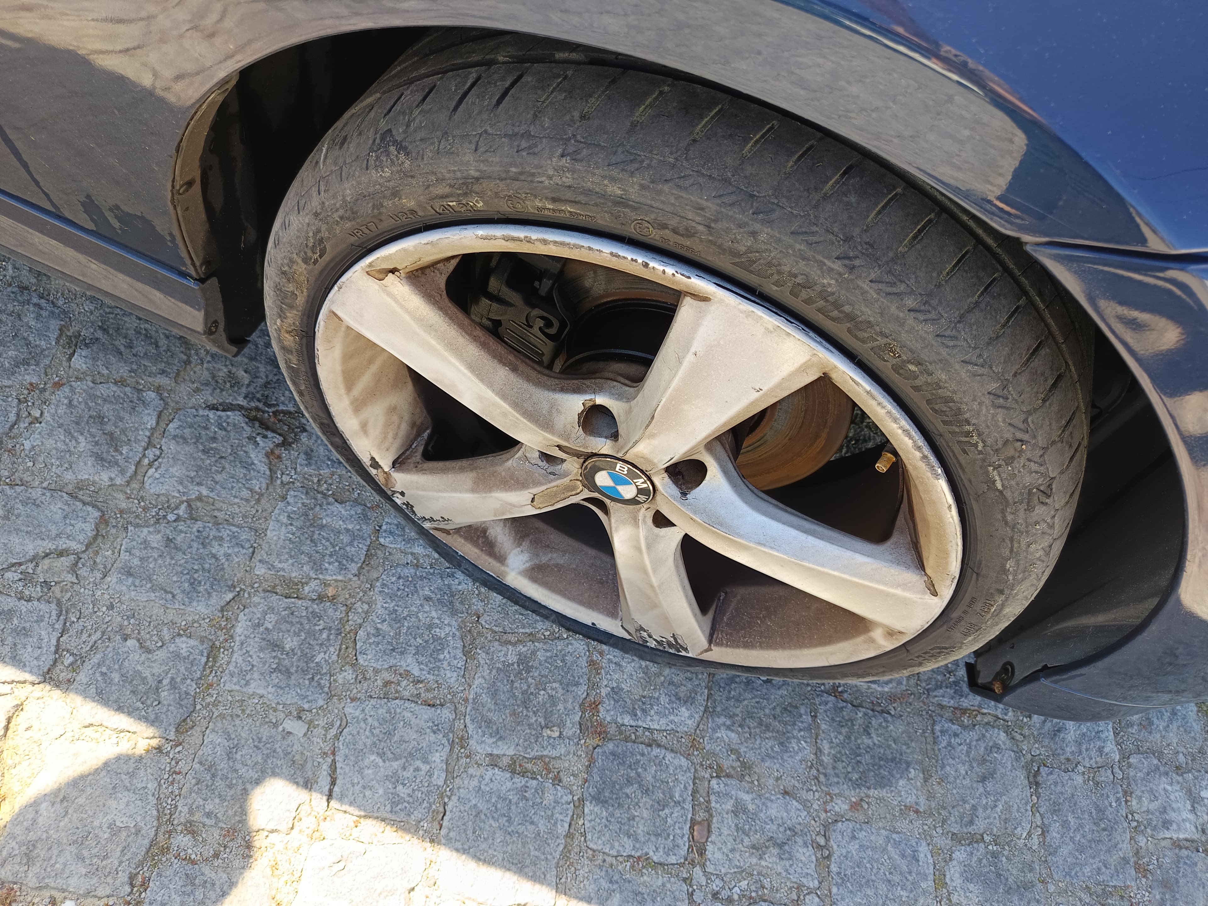BMW 320d · Ano 2010 — image 7