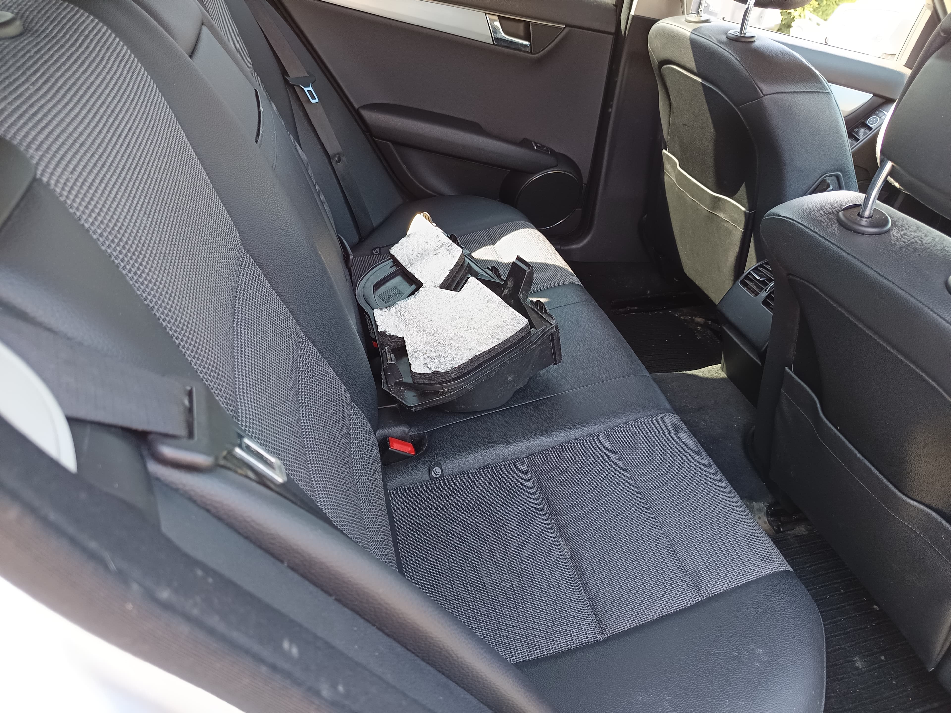 Mercedes-Benz C200 Avantgard · Ano 2010 — imagem 24