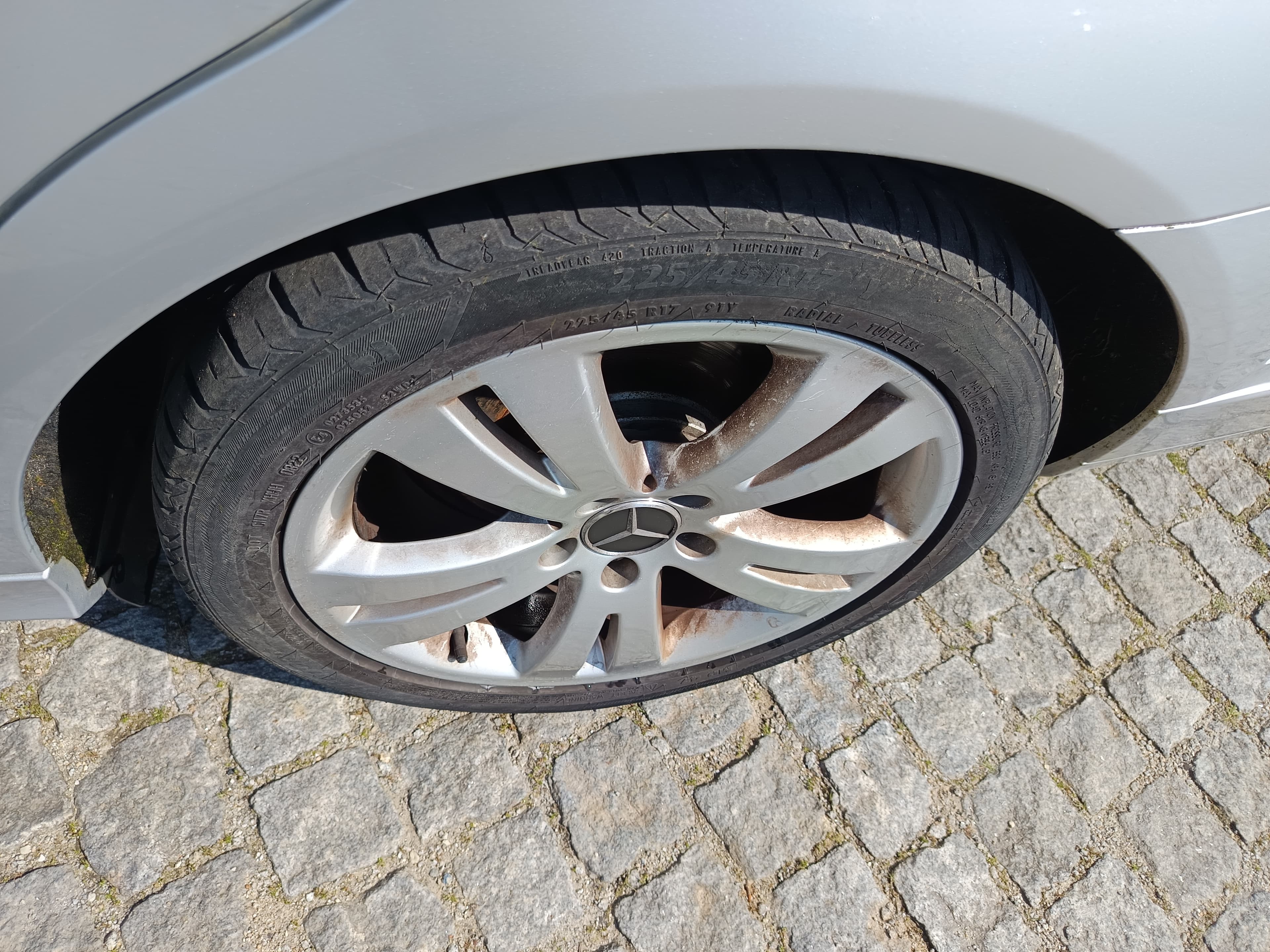 Mercedes-Benz C200 Avantgard · Ano 2010 — imagem 10