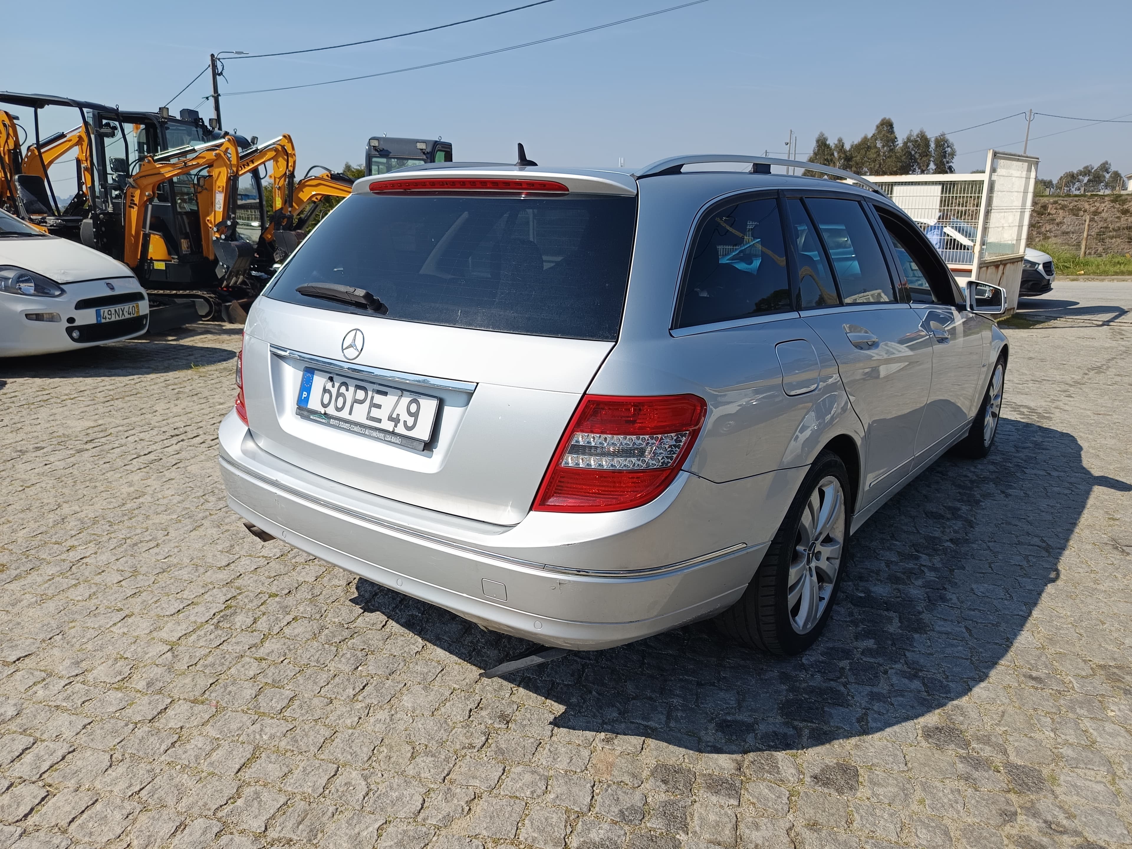 Mercedes-Benz C200 Avantgard · Ano 2010 — imagem 5