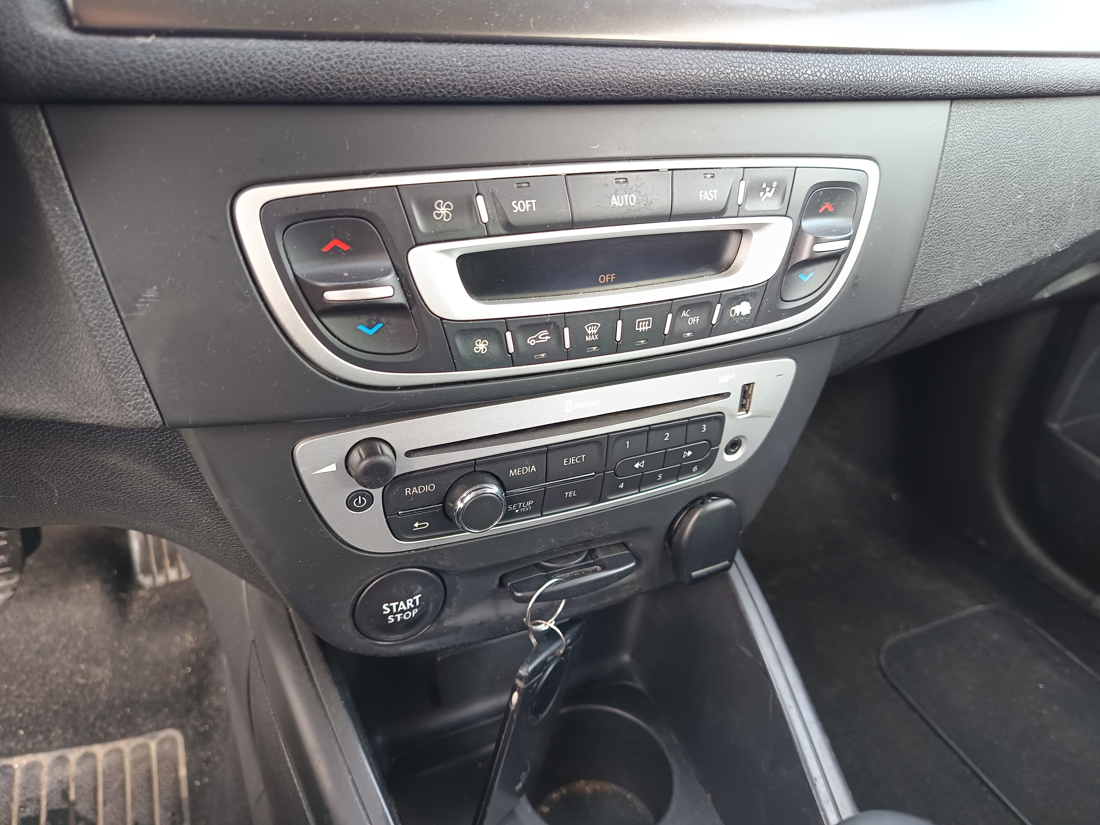 Renault Mégane · Ano 2014 — imagen 40