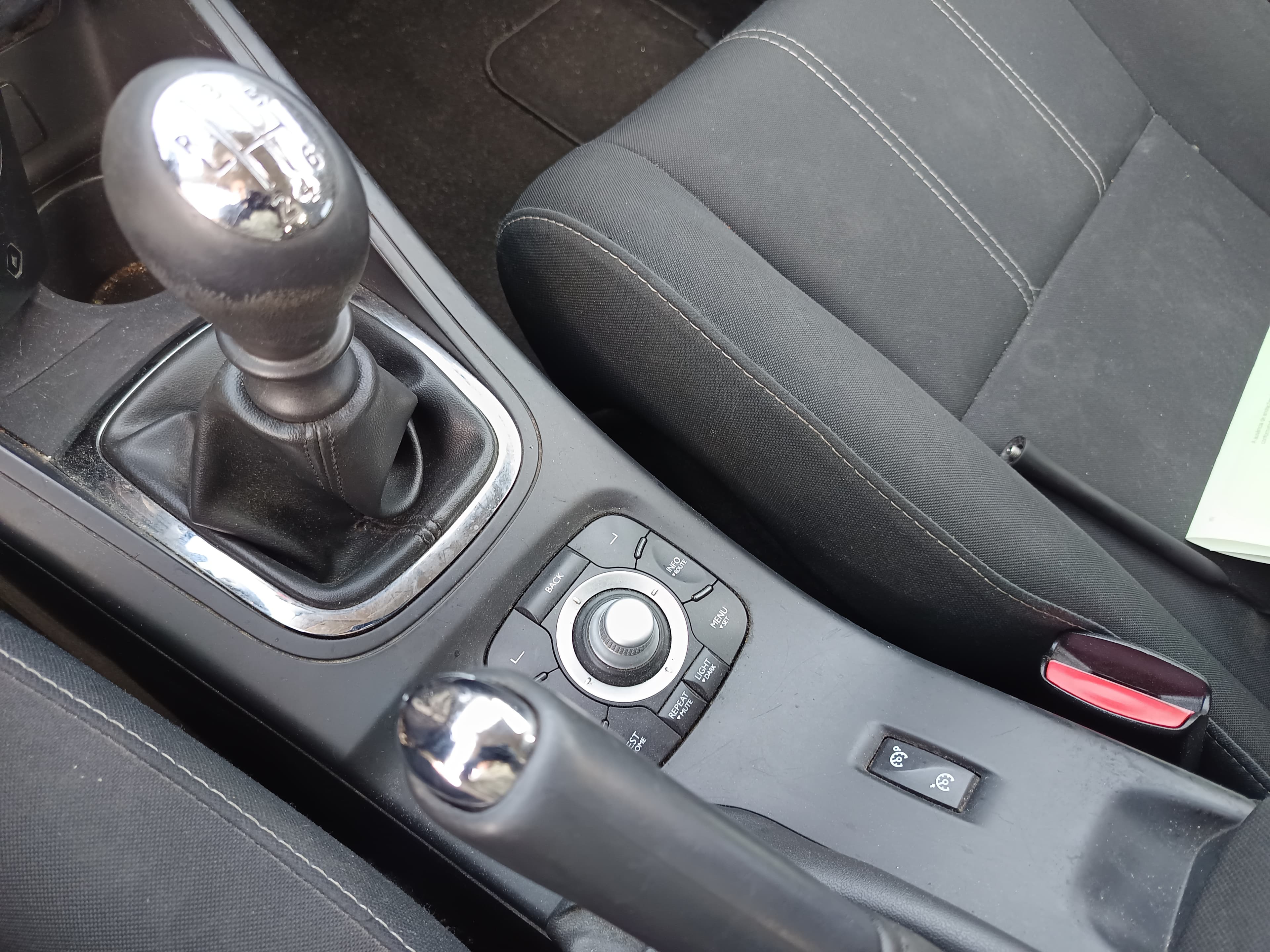 Renault Mégane · Ano 2014 — imagen 41