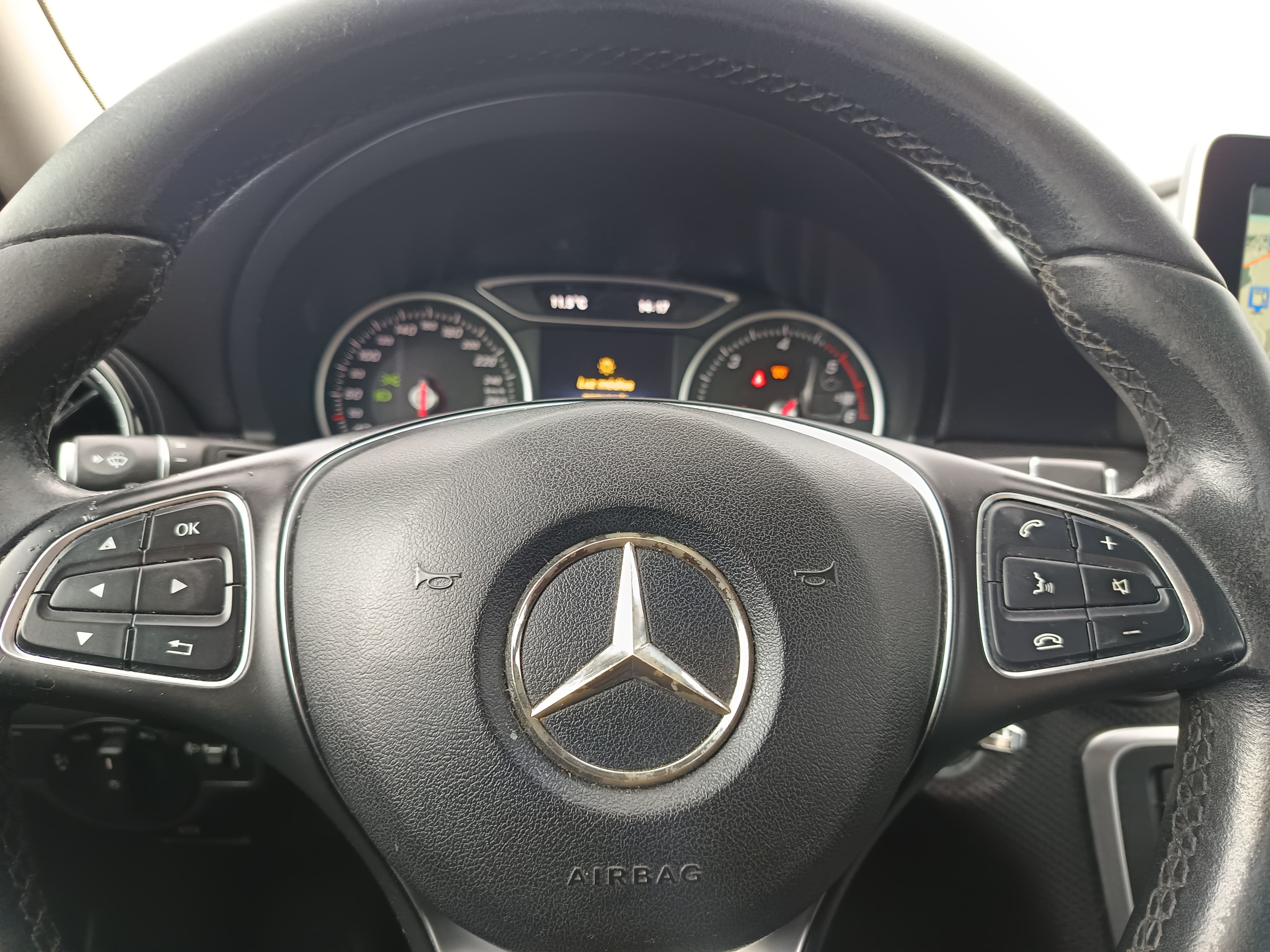 Mercedes-Benz A160 · Ano 2017 — imagem 13