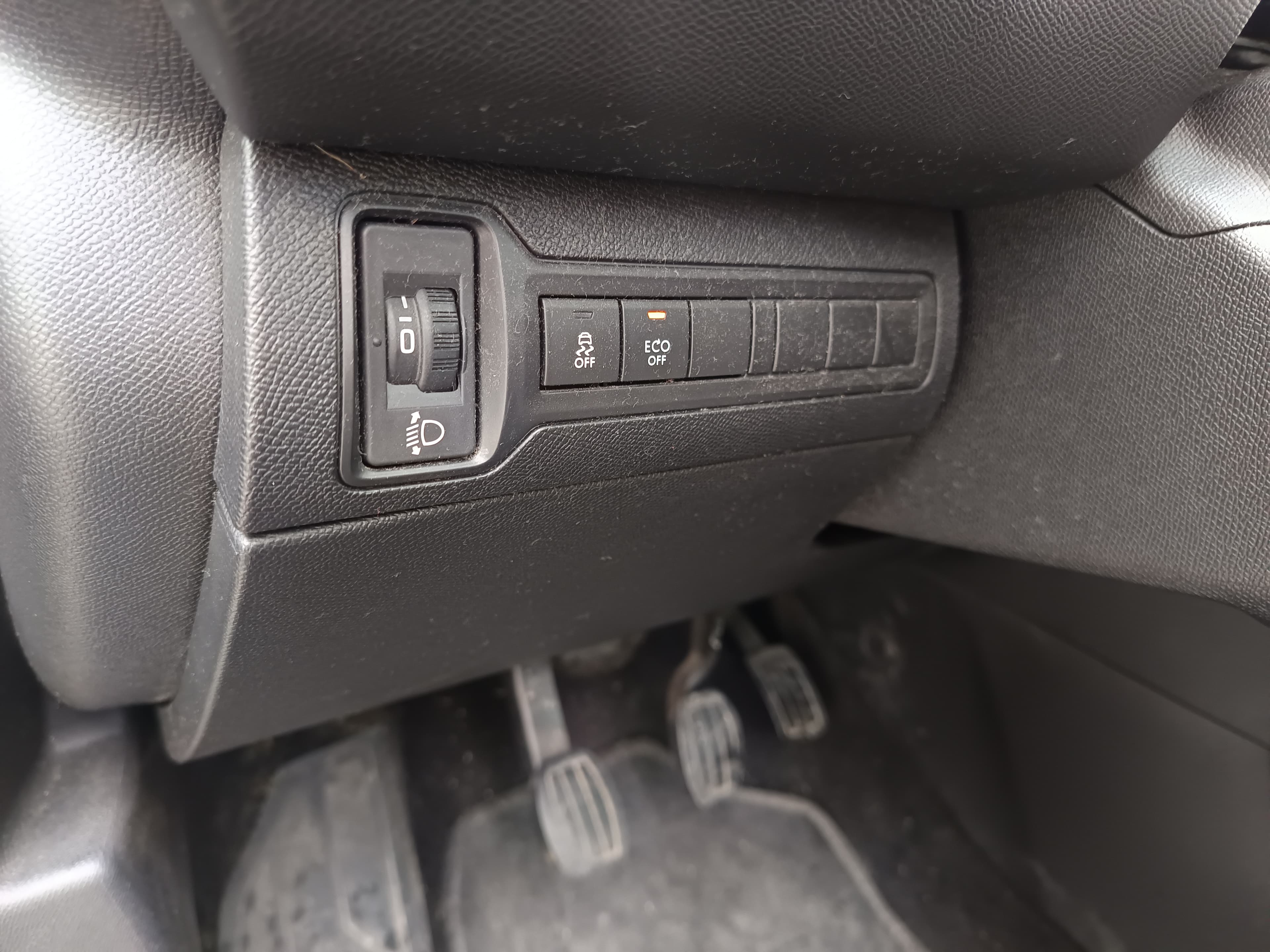 Peugeot 308 · Ano 2014 — imagen 43