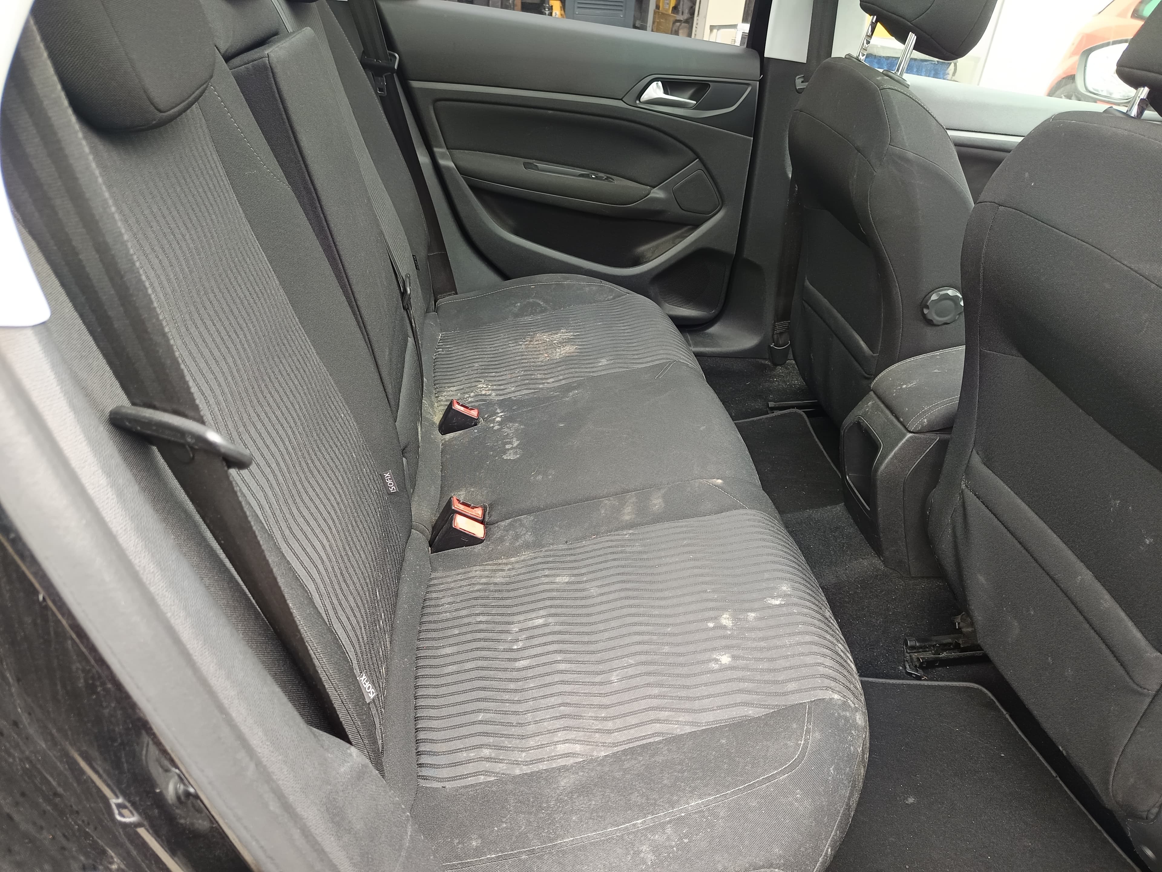 Peugeot 308 · Ano 2014 — imagen 31