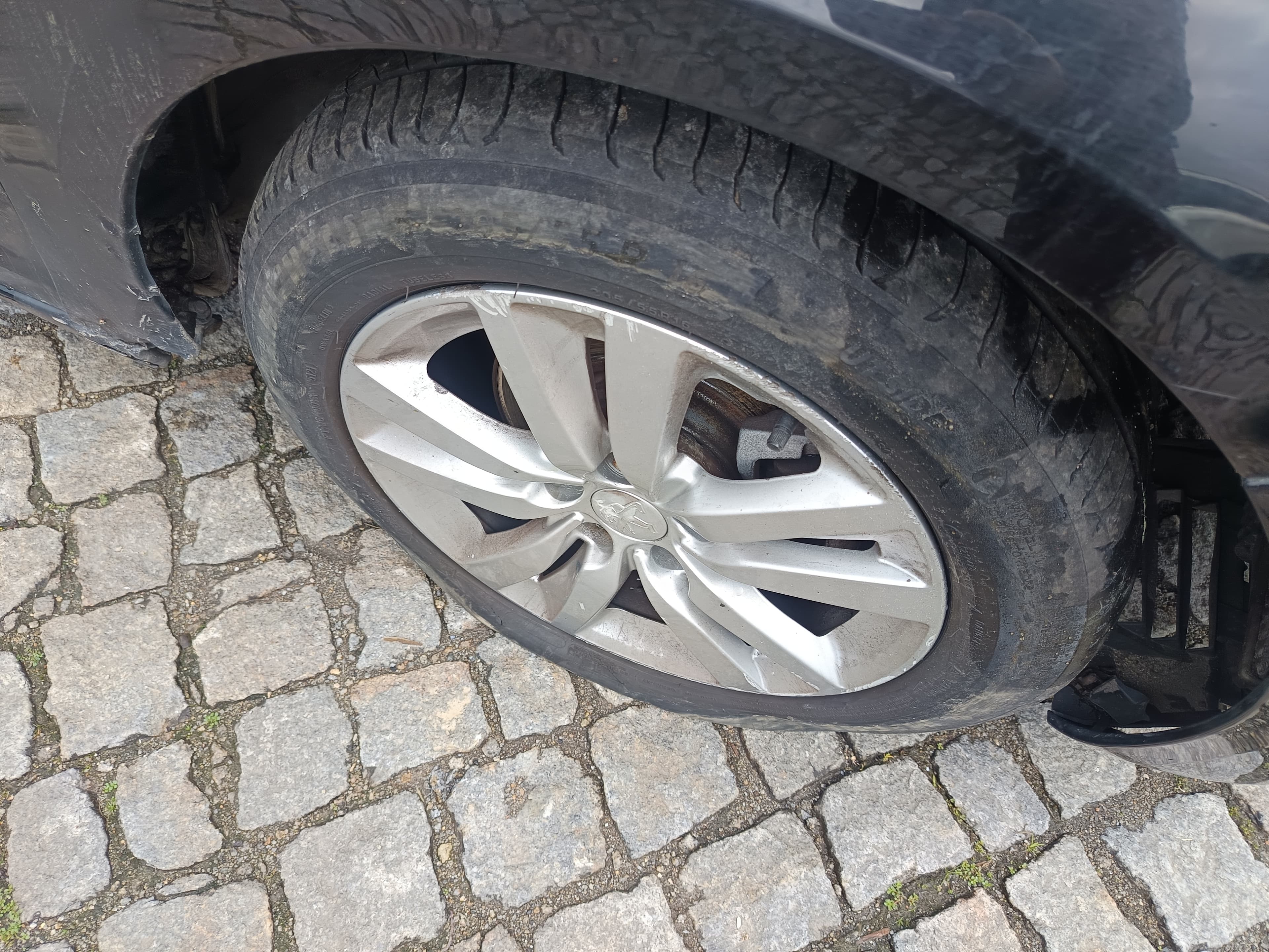 Peugeot 308 · Ano 2014 — imagen 9