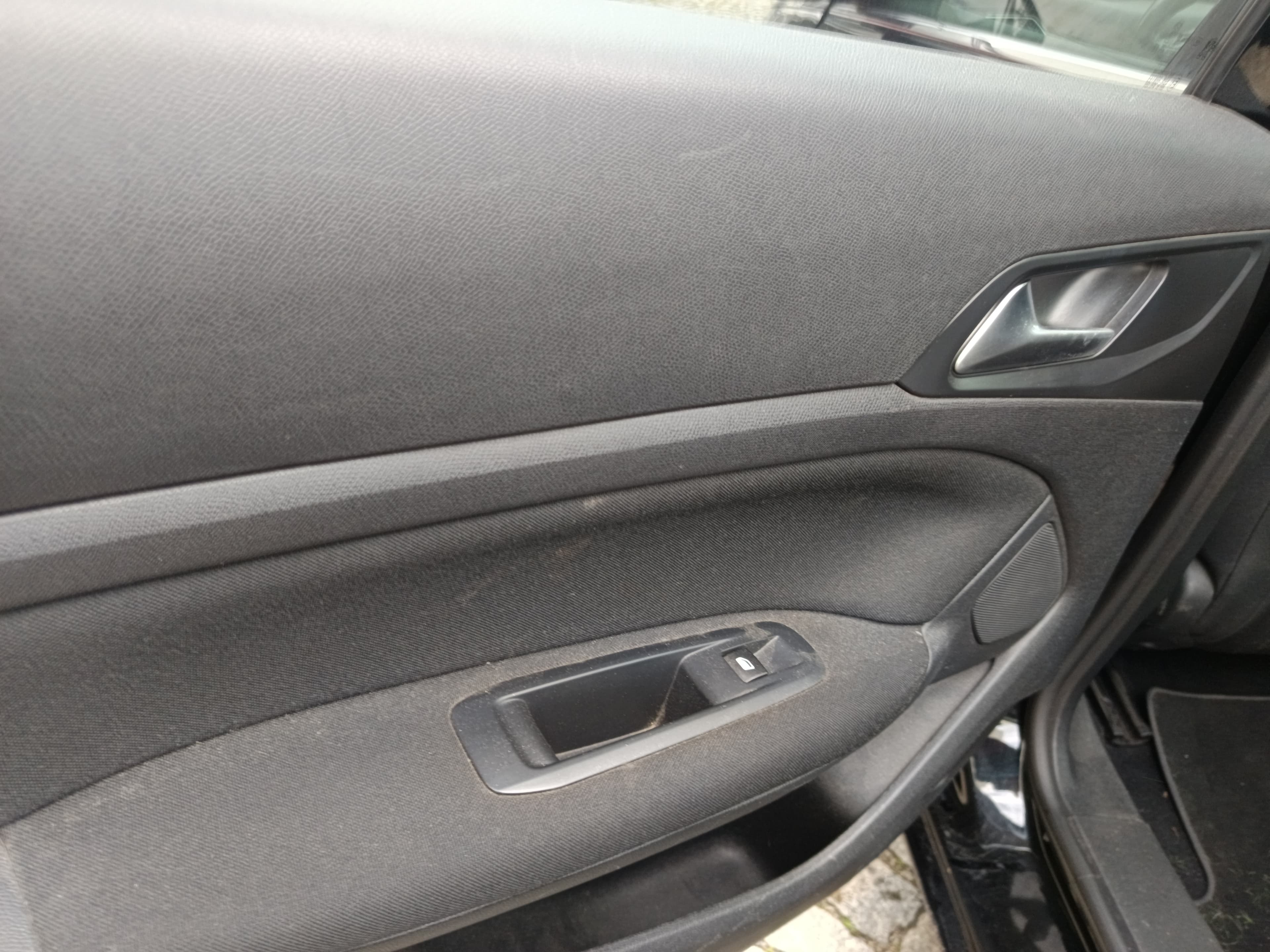 Peugeot 308 · Ano 2014 — imagen 37