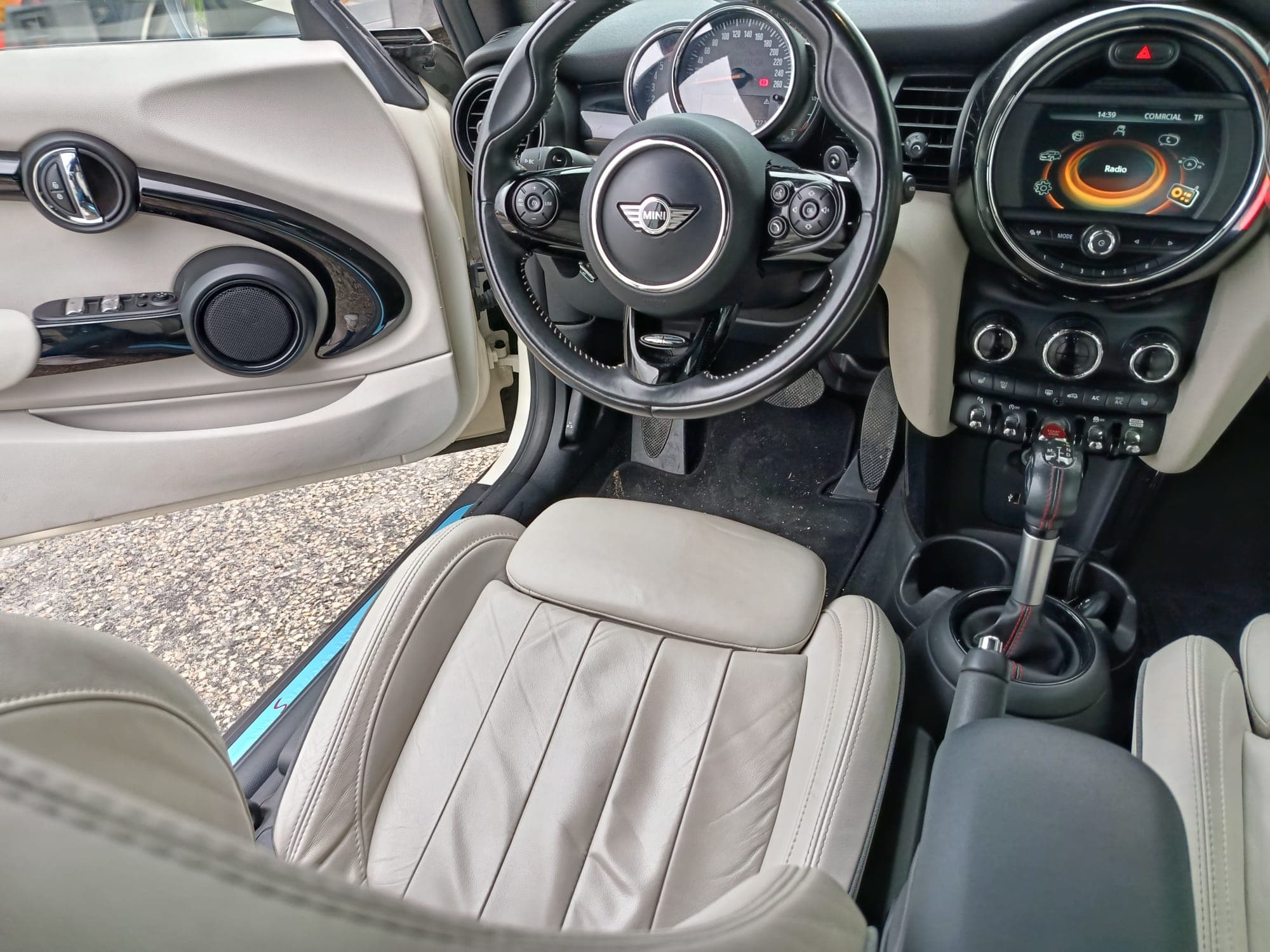 Mini Cooper SD · Ano 2017 — image 11