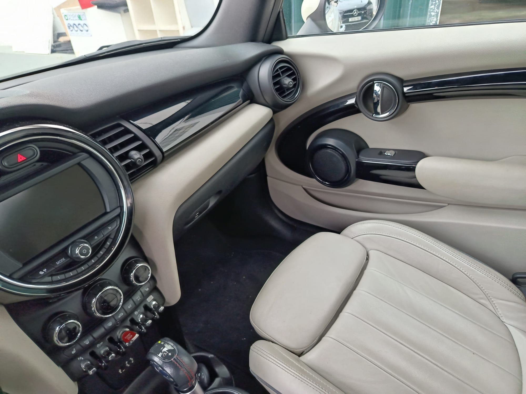Mini Cooper SD · Ano 2017 — image 18