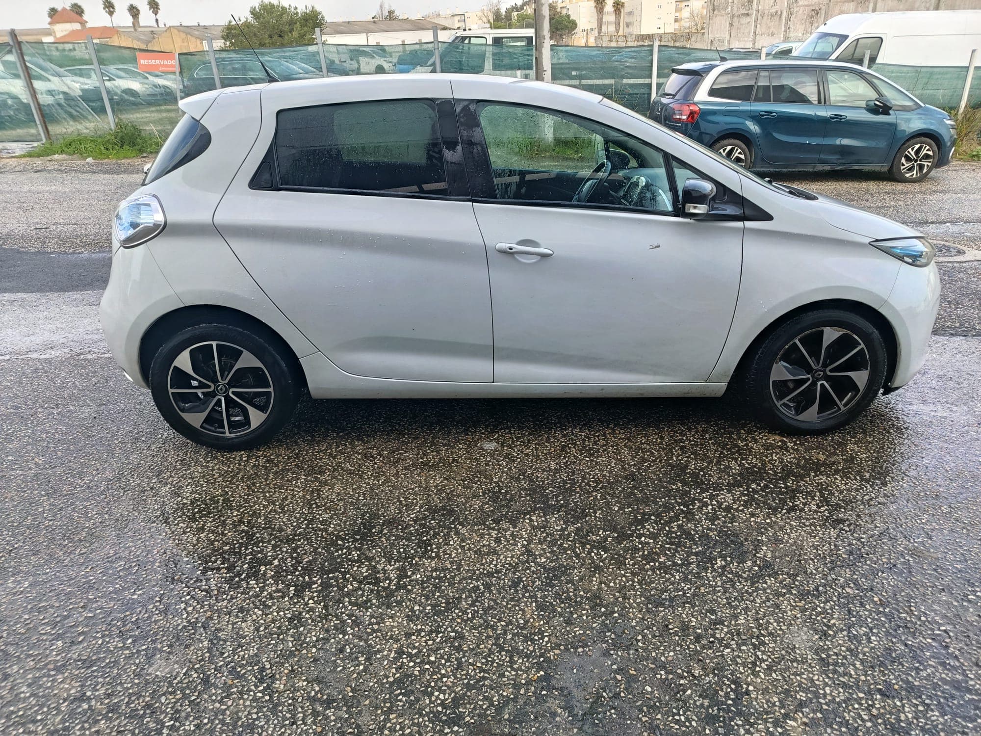 Renault Zoe · Ano 2017 — imagem 8