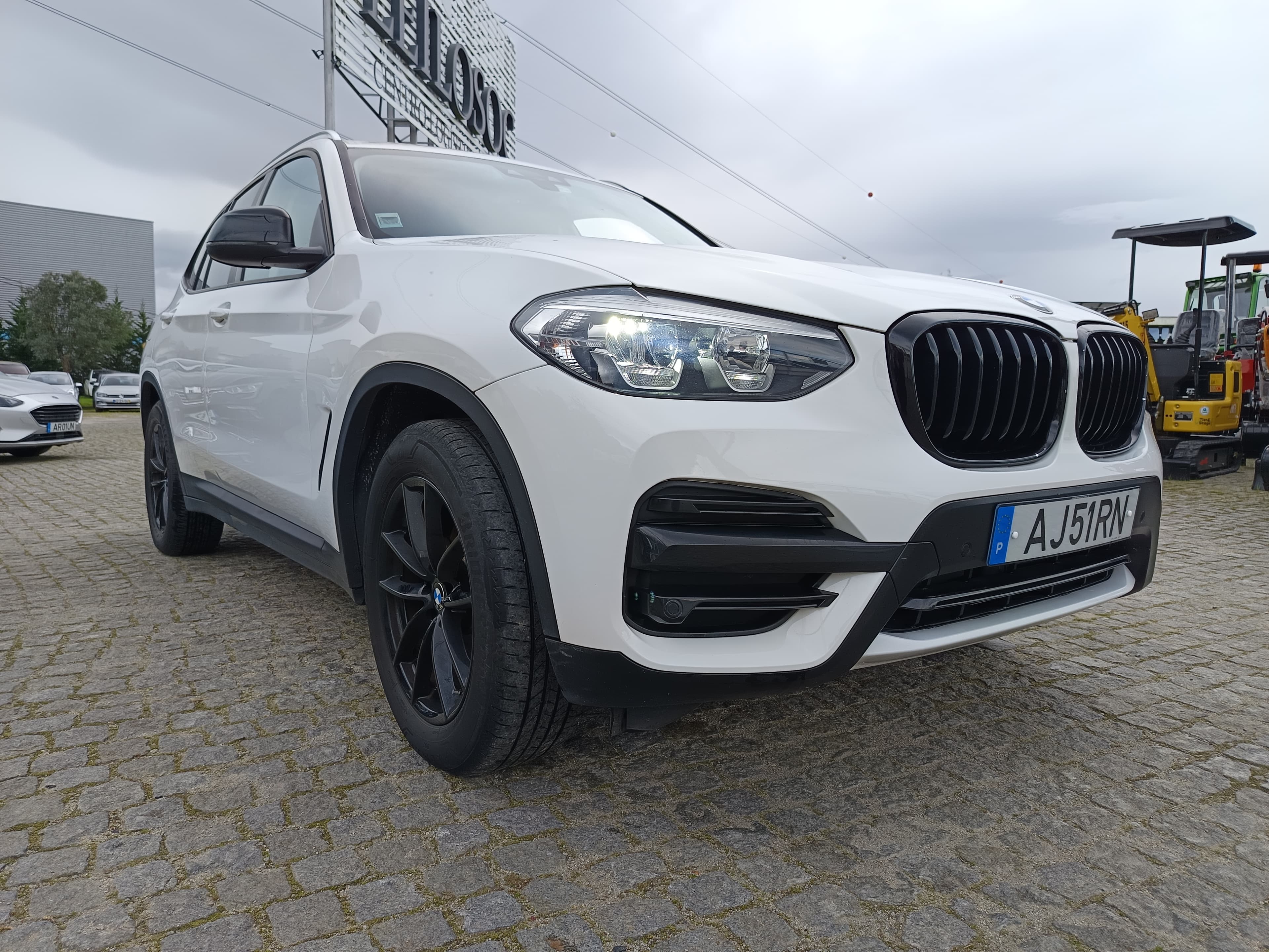 BMW X3 sDrive18d · Ano 2021 — imagem 4