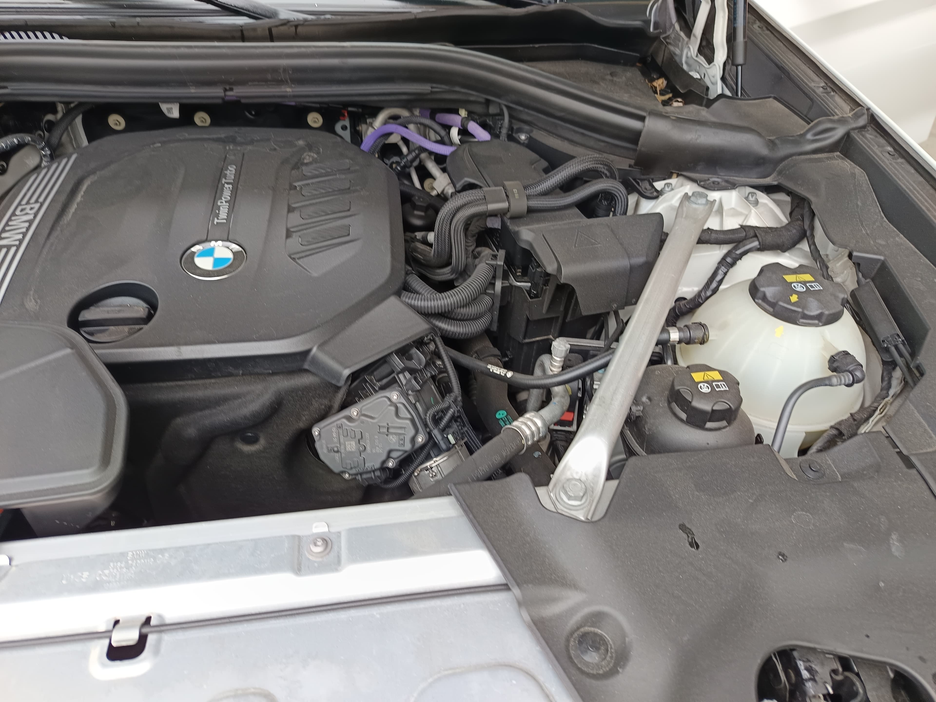 BMW X3 sDrive18d · Ano 2021 — imagem 10