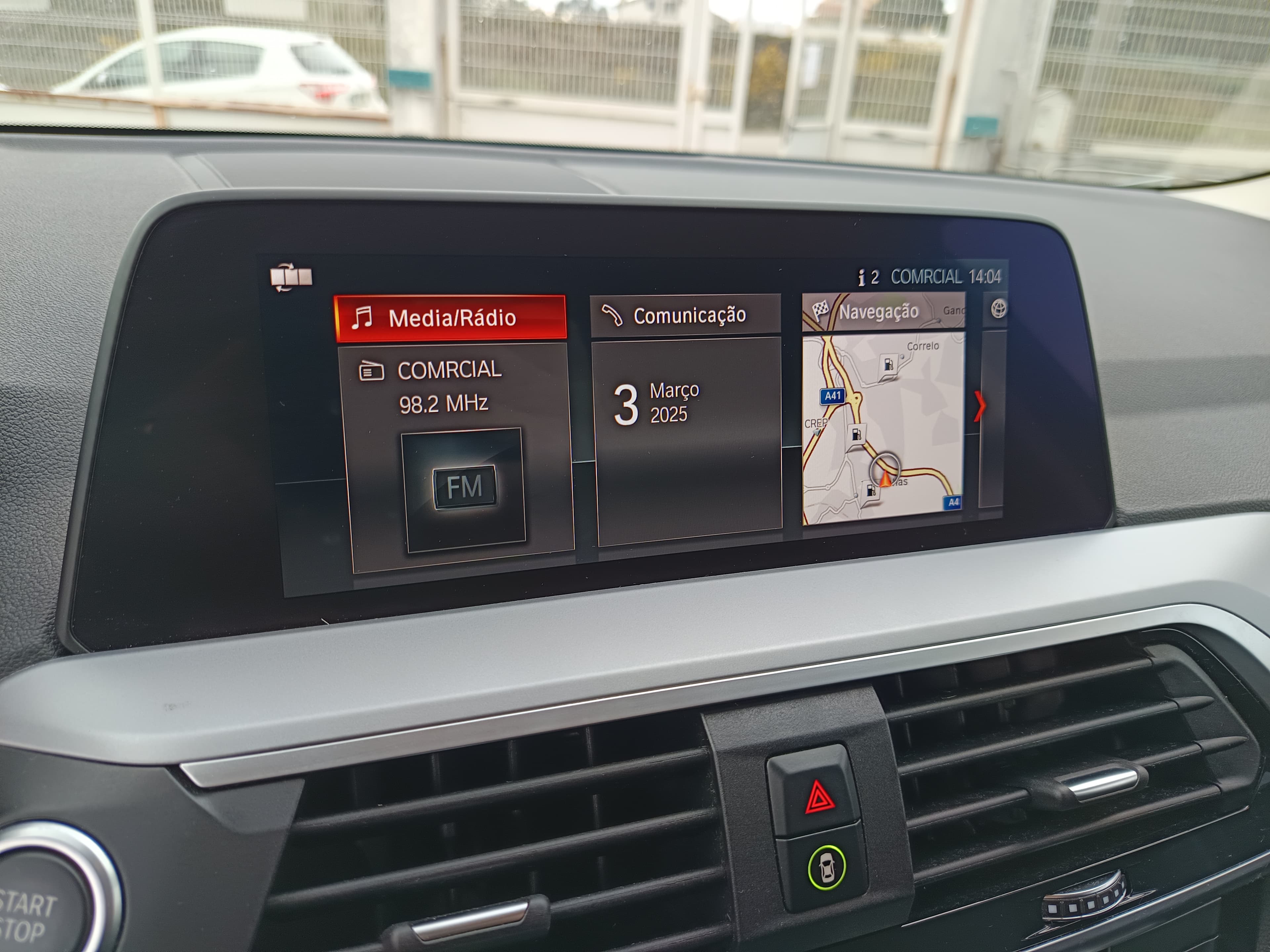 BMW X3 sDrive18d · Ano 2021 — imagem 38