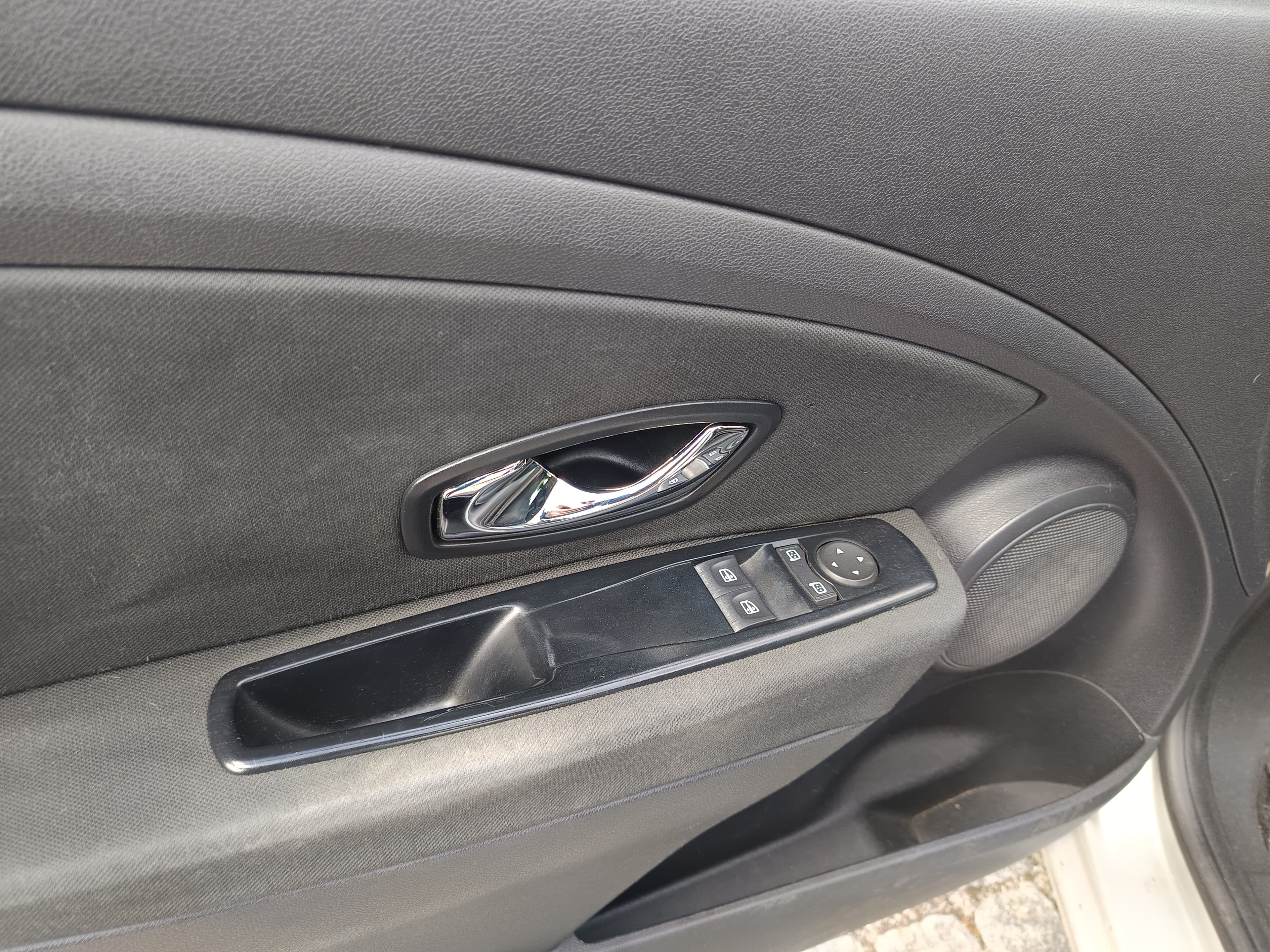 Renault Megáne · Ano 2012 — imagen 31