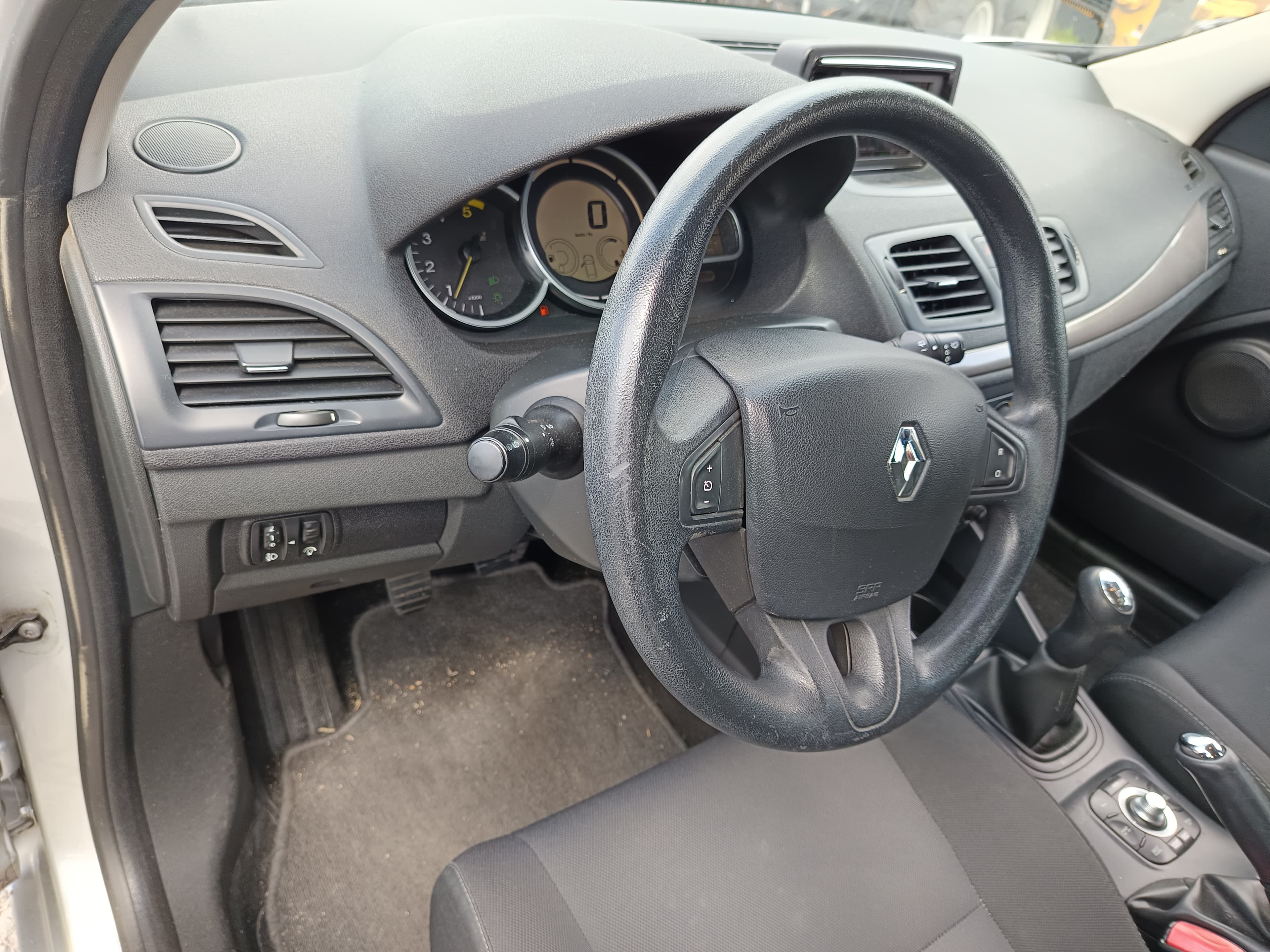 Renault Megáne · Ano 2012 — imagen 15