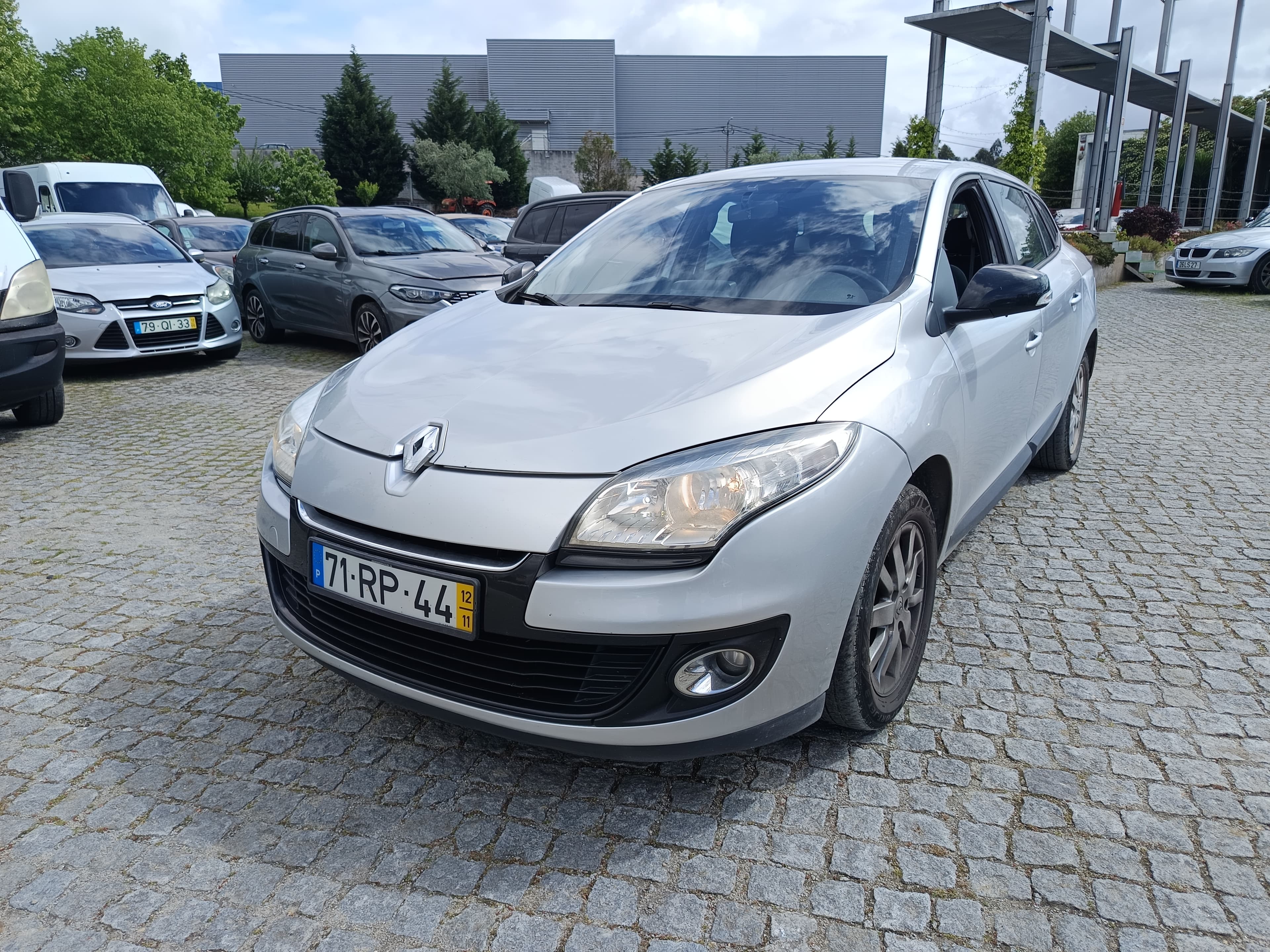 Renault Megáne · Ano 2012 — imagen 1