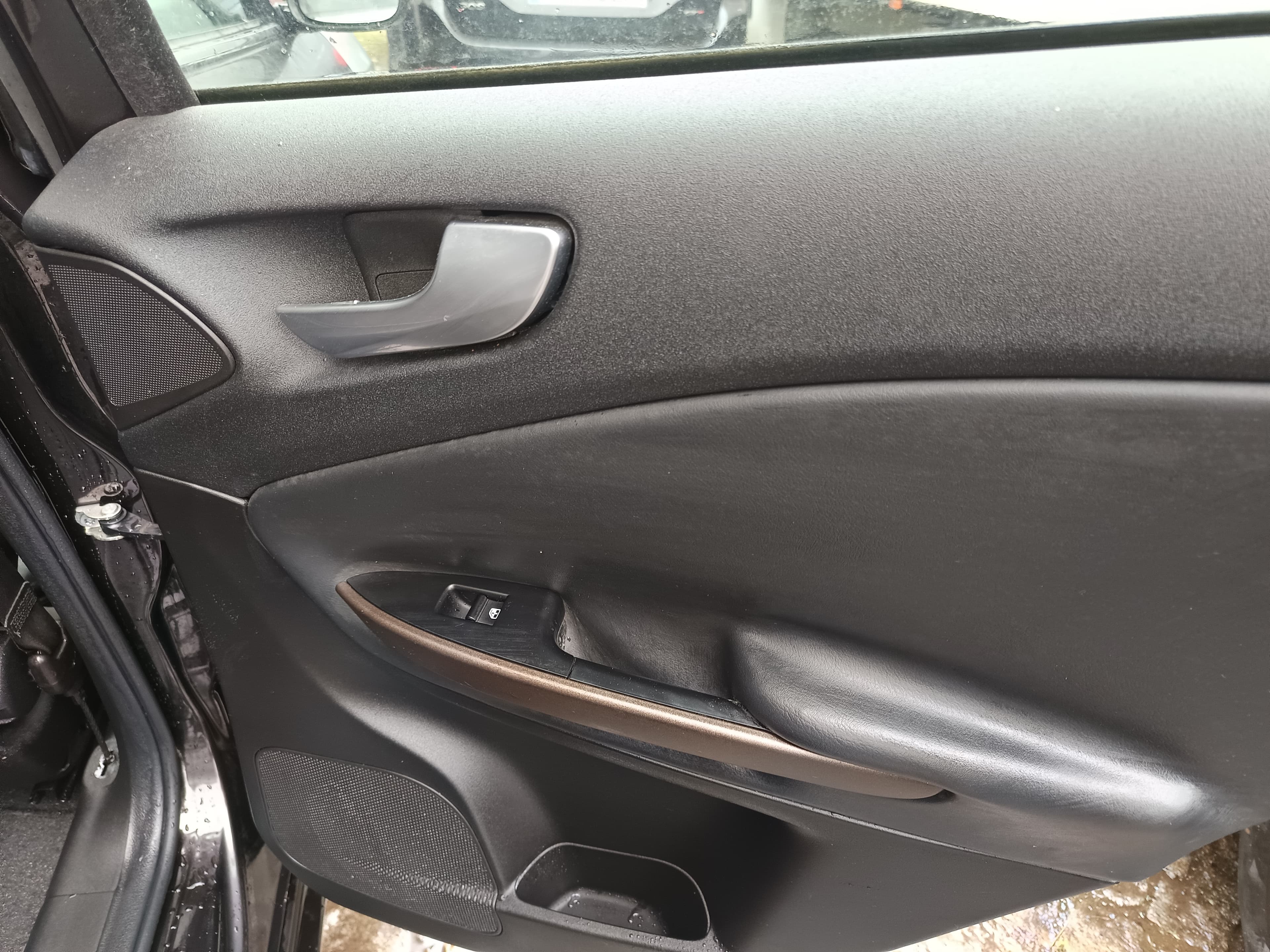Alfa Romeo Giulietta · Ano 2014 — imagem 27