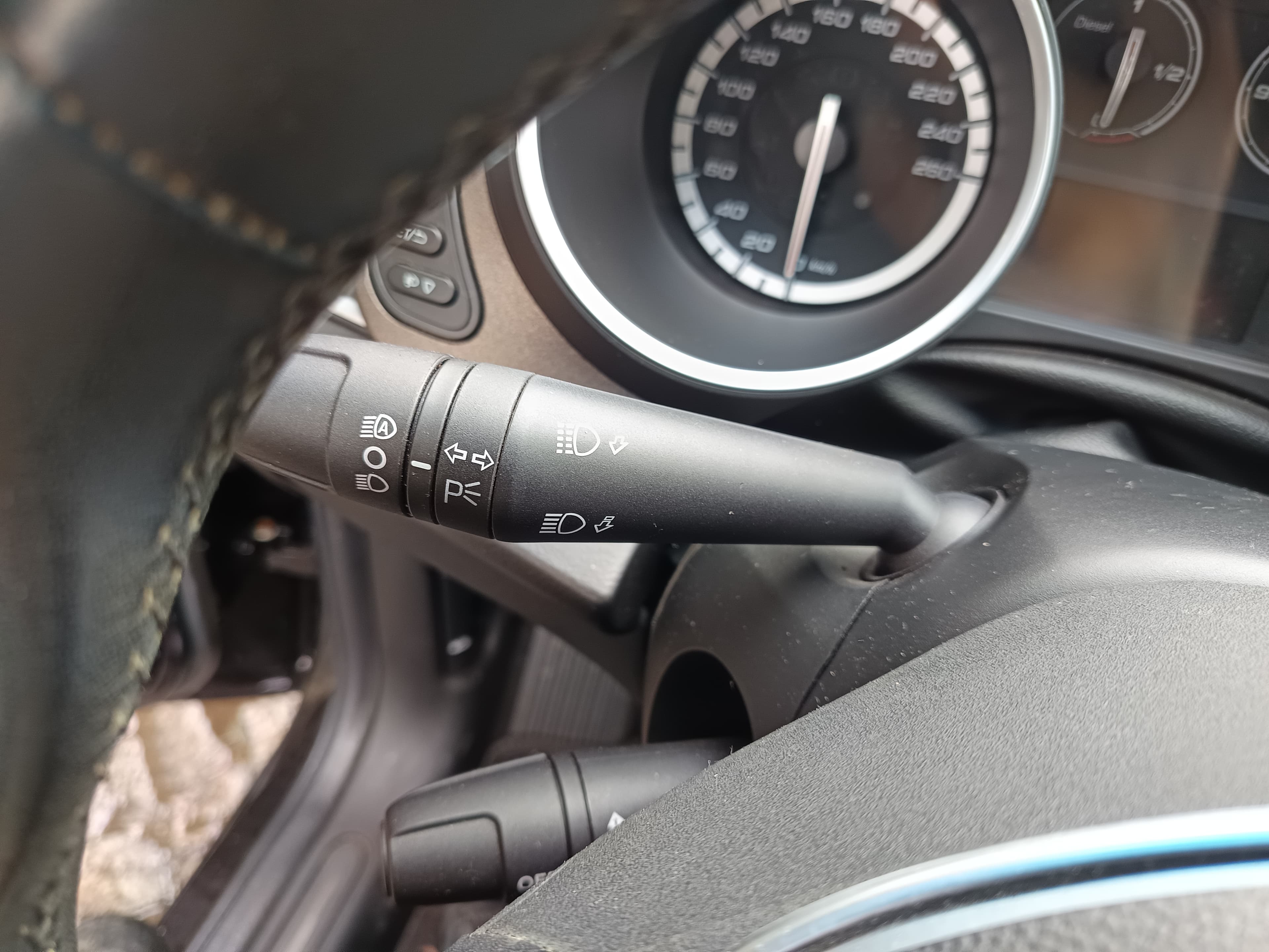 Alfa Romeo Giulietta · Ano 2014 — imagem 45