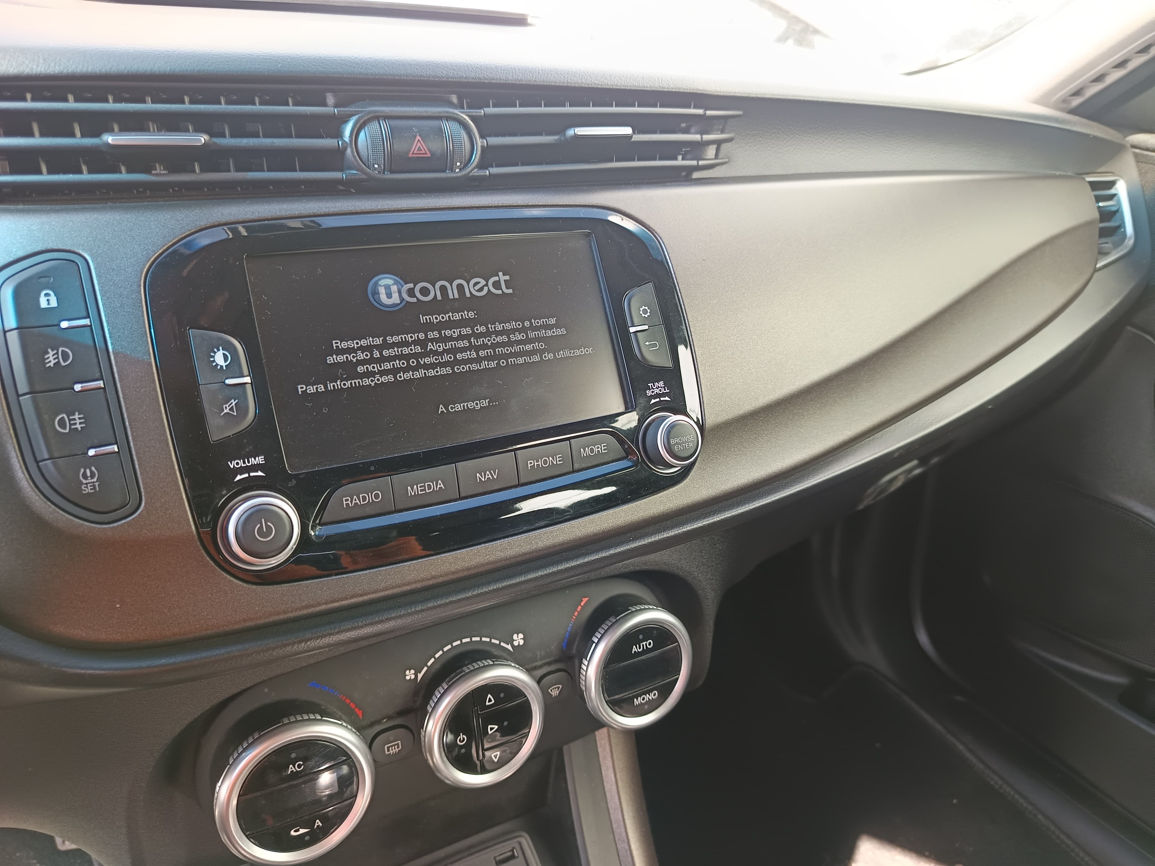 Alfa Romeo Giulietta · Ano 2014 — imagem 20