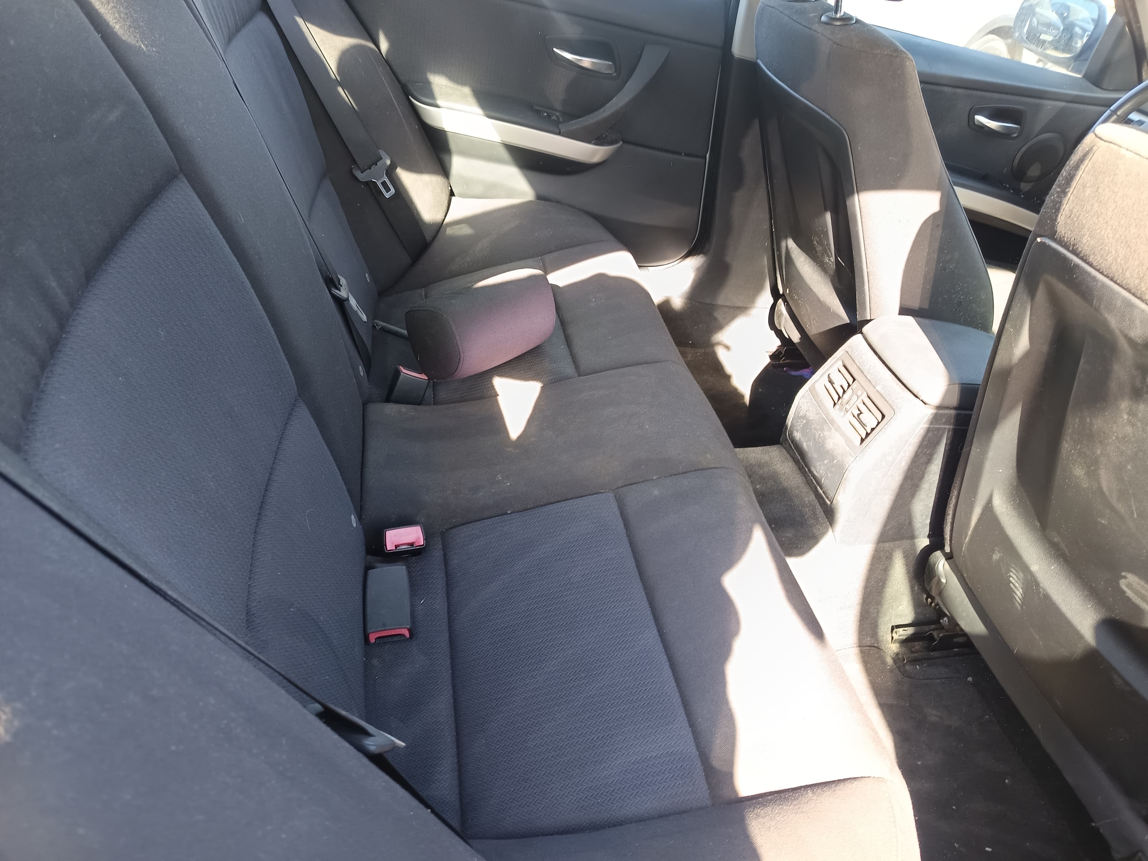 BMW 316 d · Ano 2010 — imagen 21