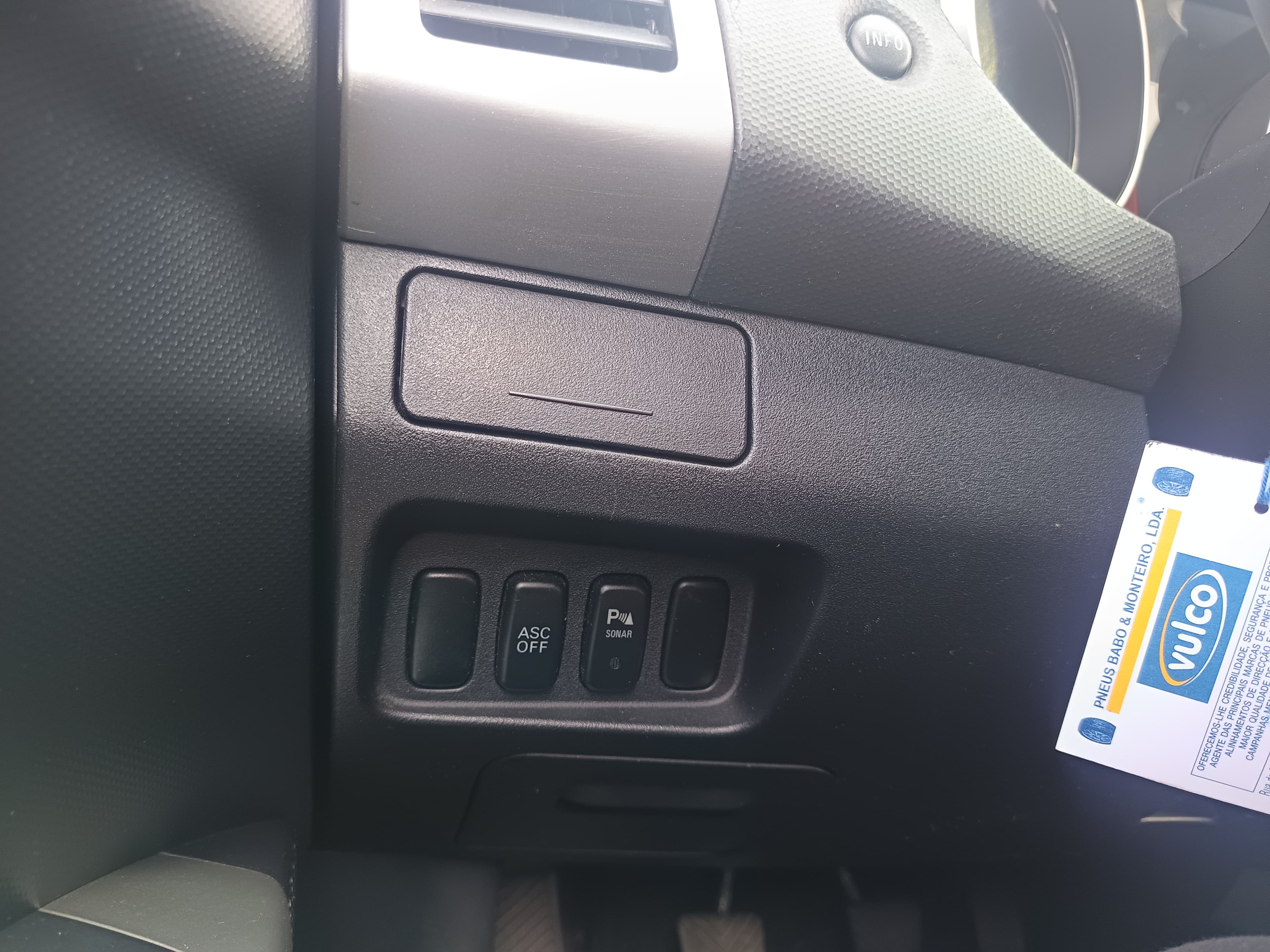 Peugeot 4007 · Ano 2009 — imagem 26