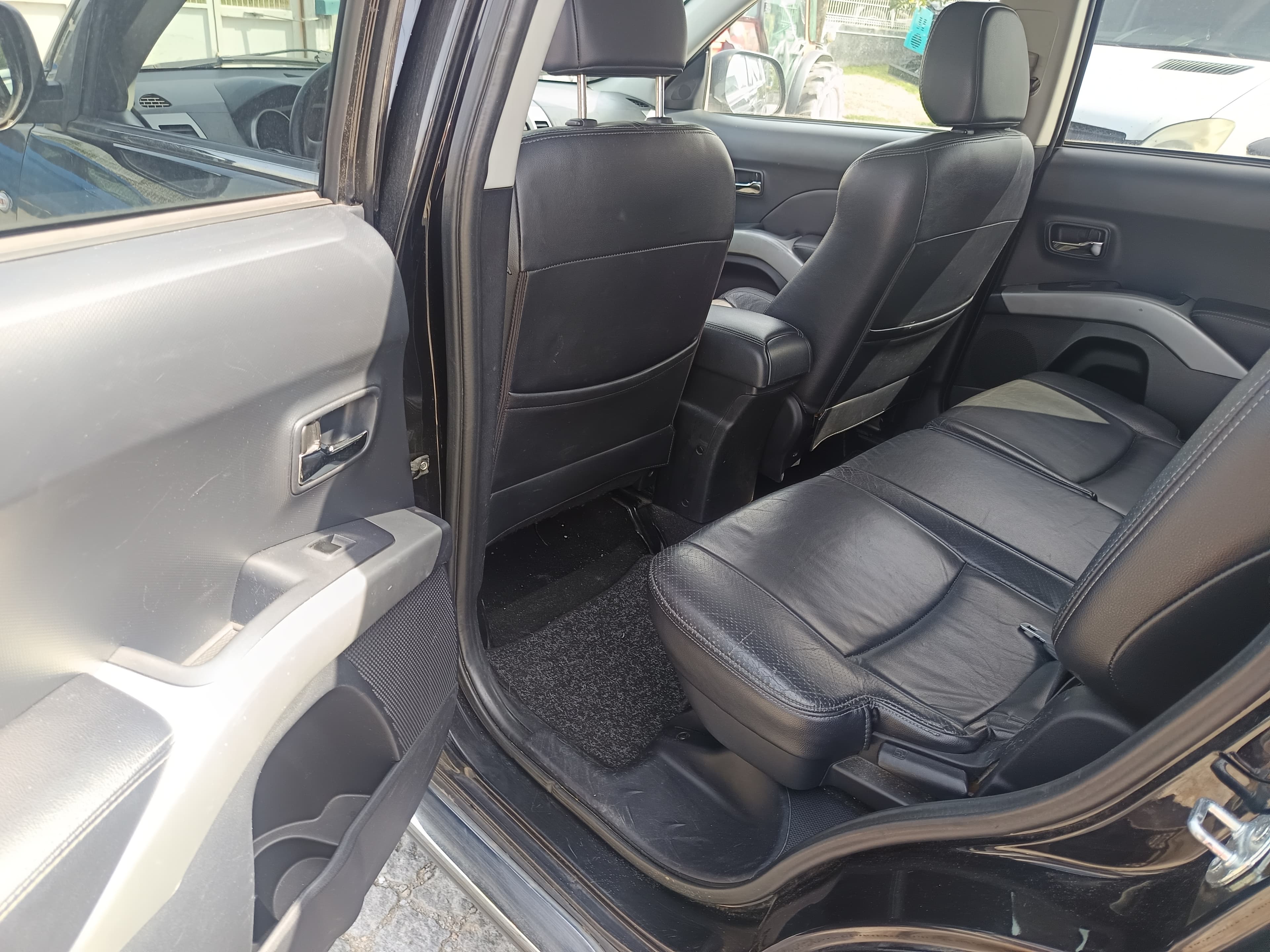 Peugeot 4007 · Ano 2009 — imagem 31