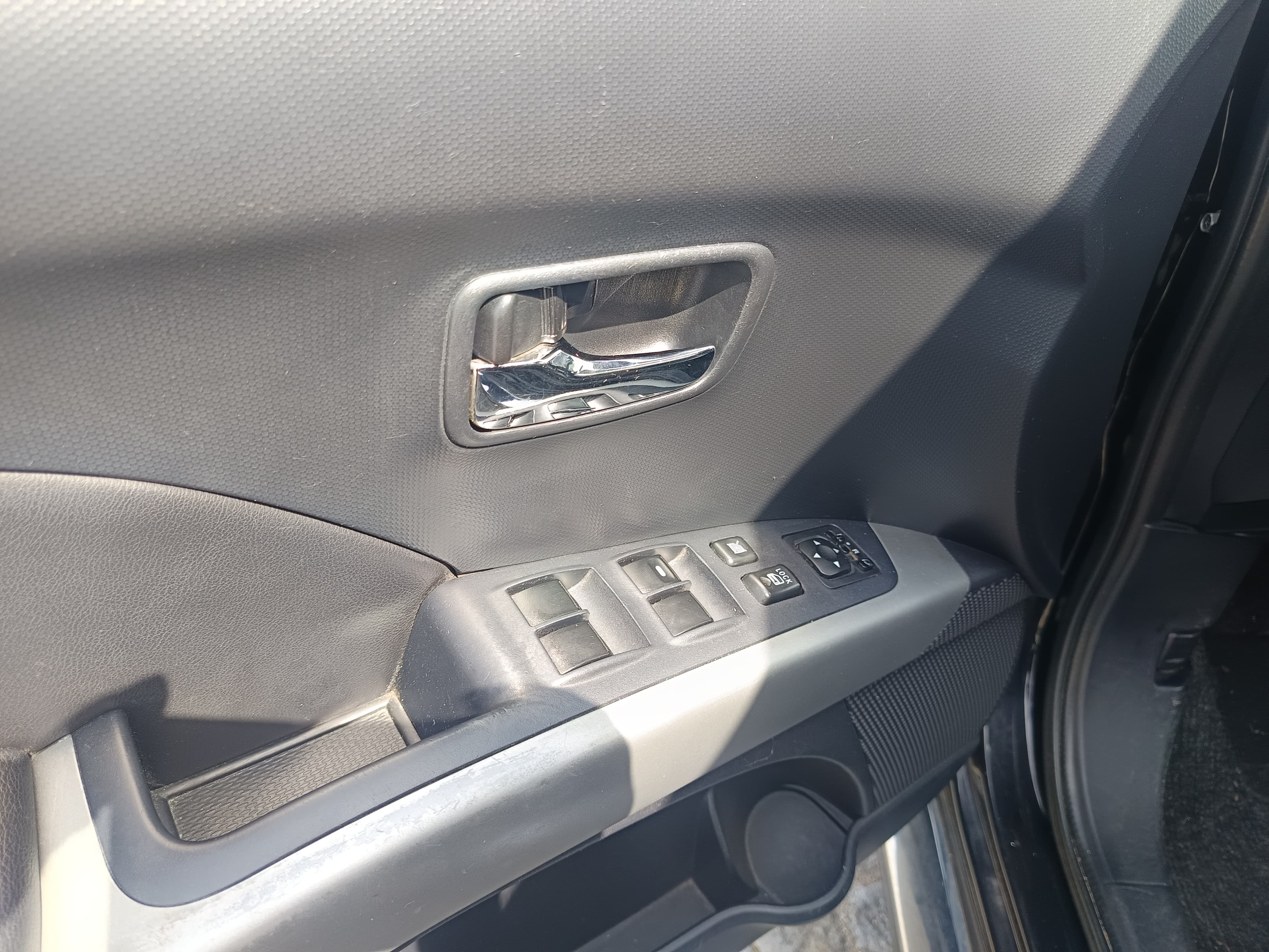 Peugeot 4007 · Ano 2009 — imagem 35