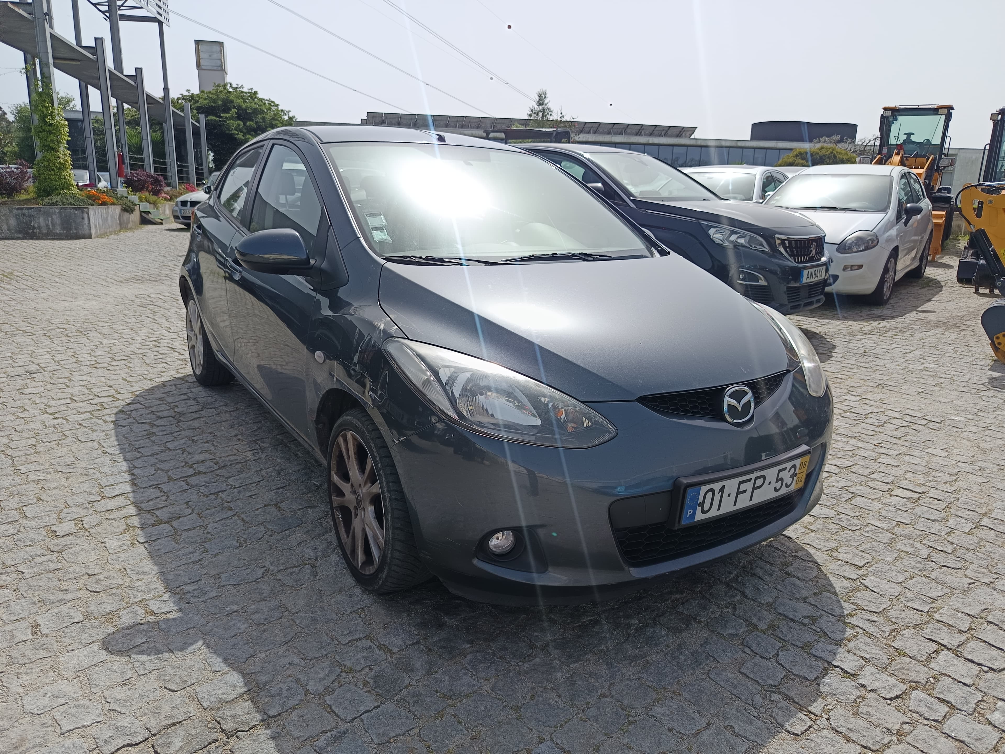 Mazda 2 · Ano 2008 — imagem 3