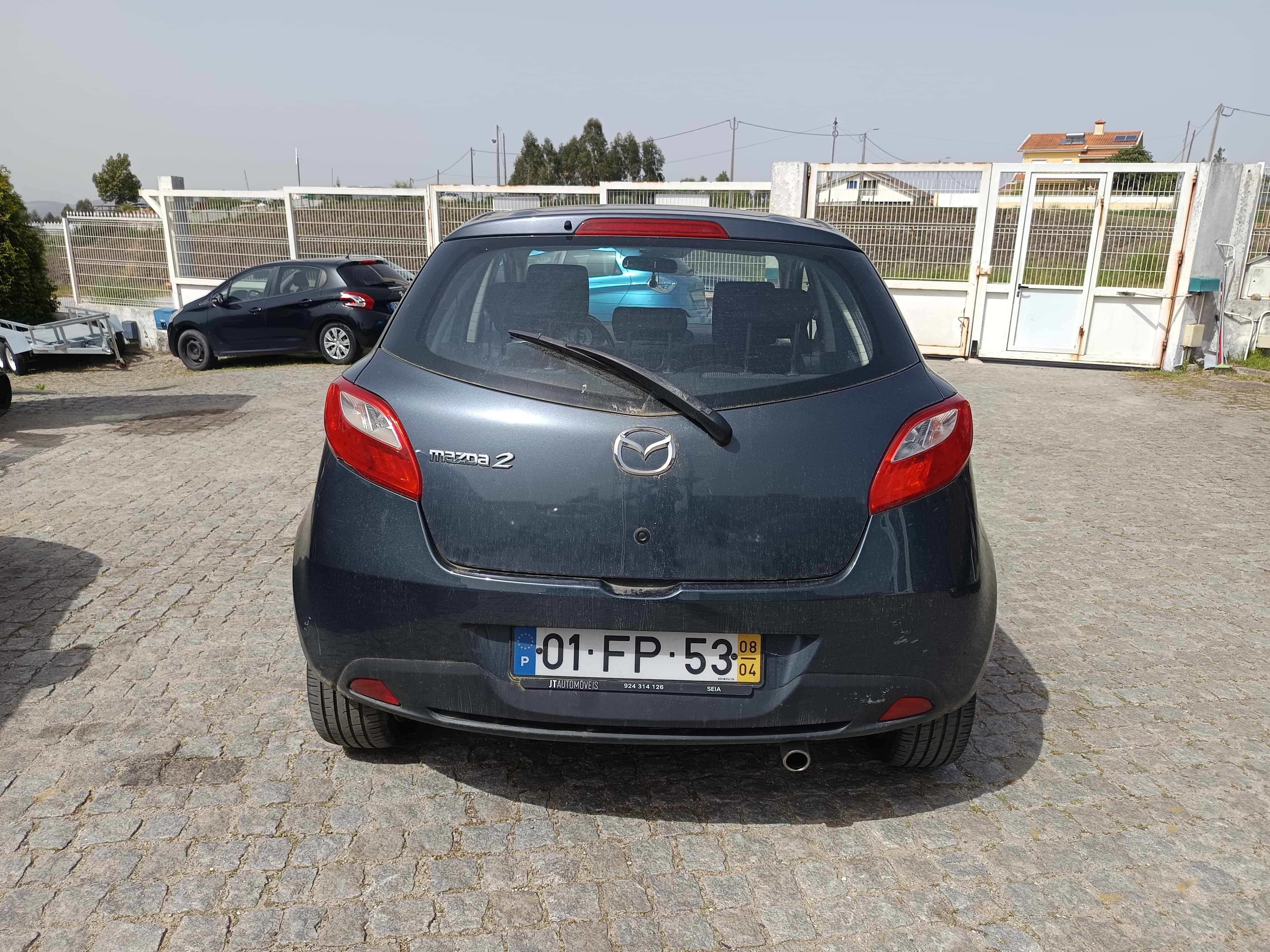 Mazda 2 · Ano 2008 — imagem 5