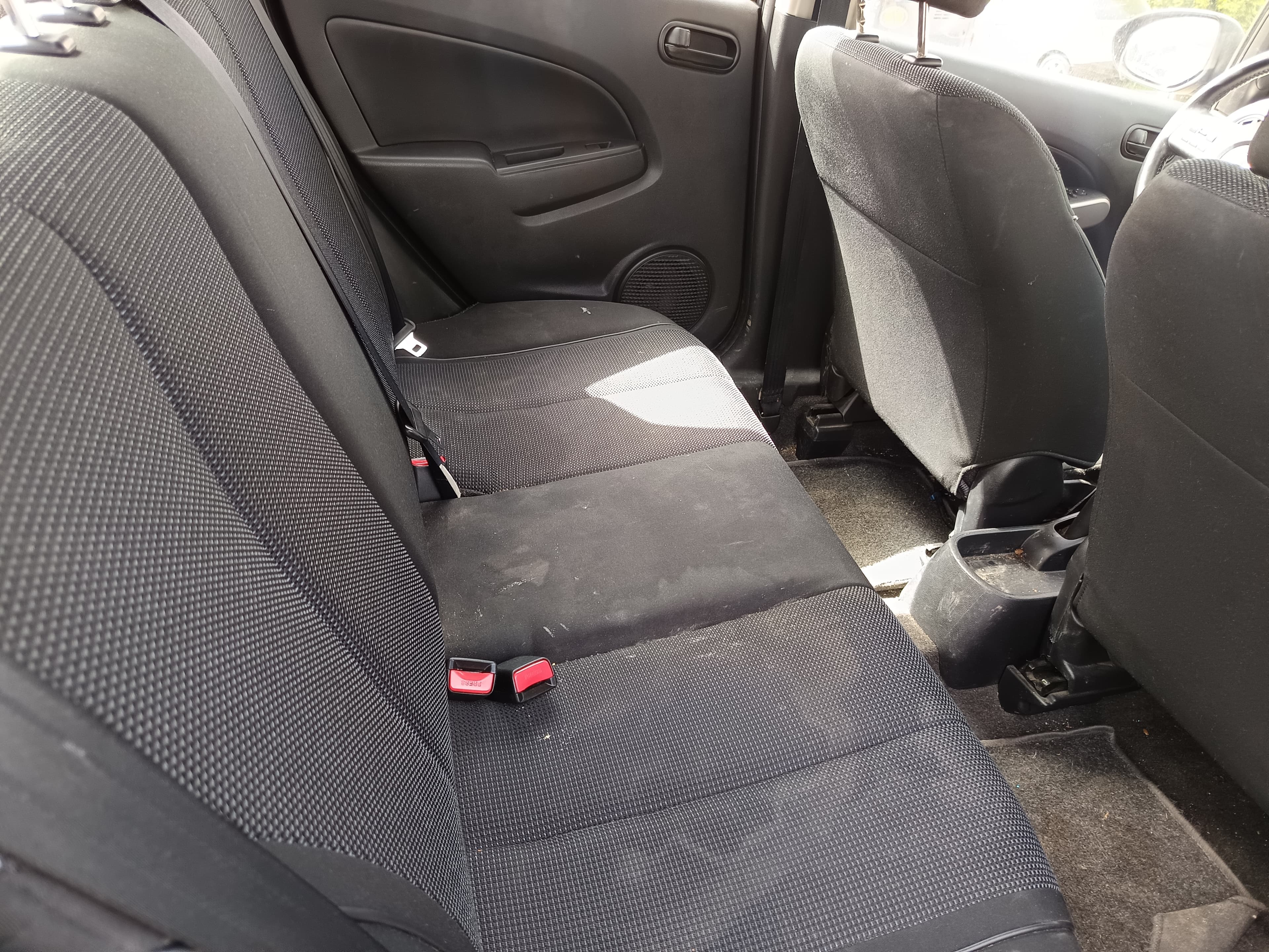 Mazda 2 · Ano 2008 — imagem 26
