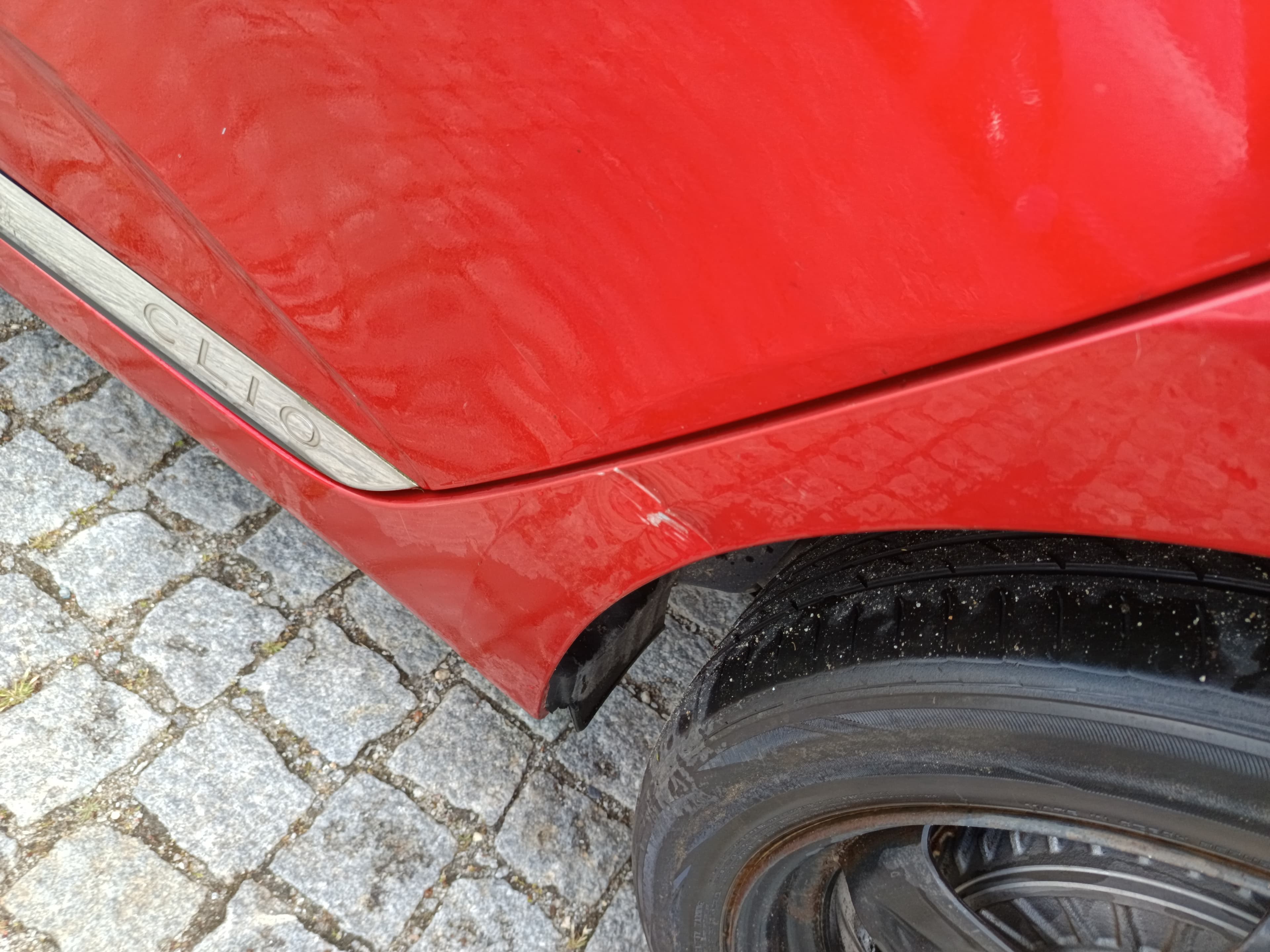 Renault Clio · Ano 2020 — image 17