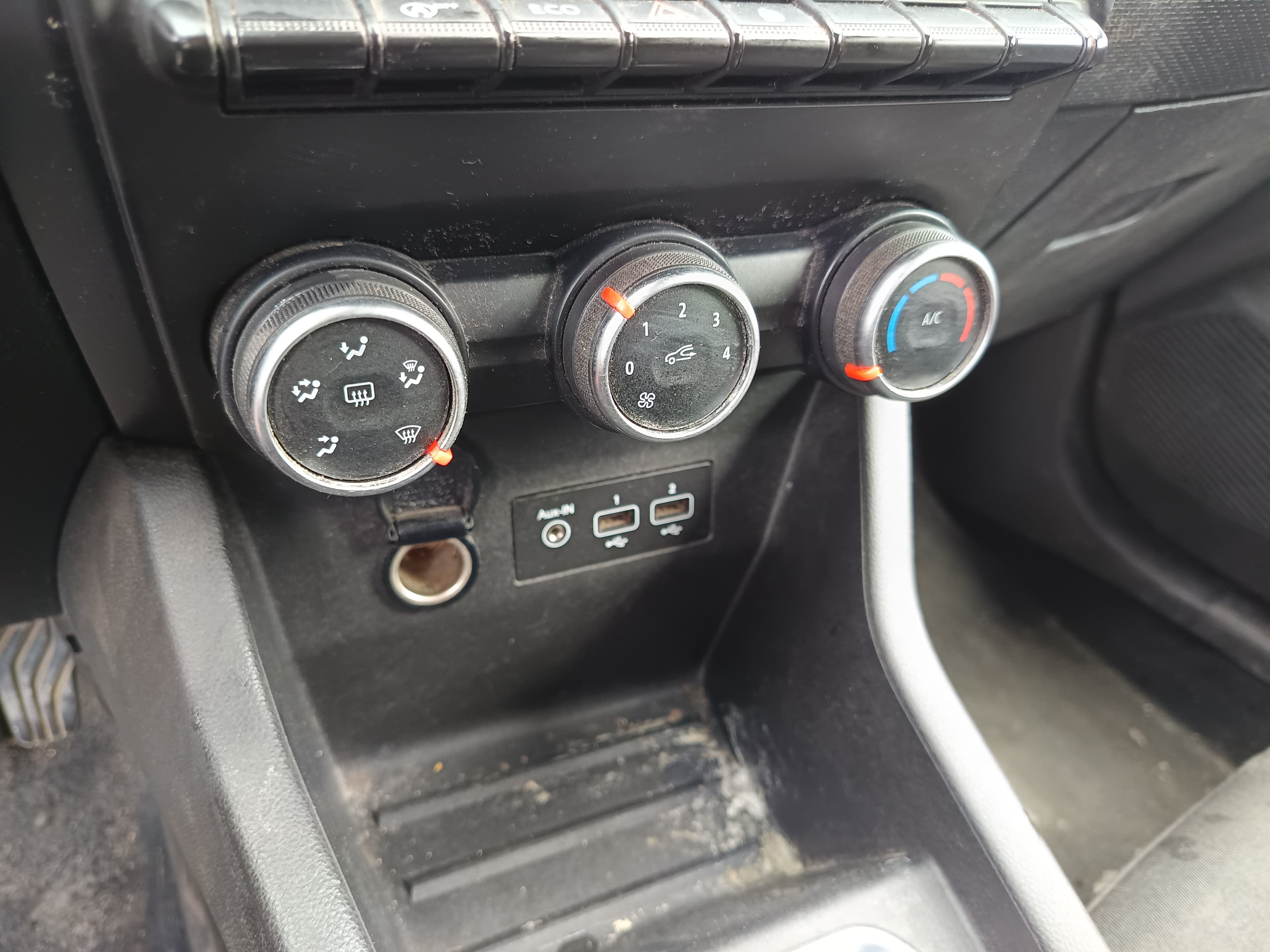 Renault Clio · Ano 2020 — image 49