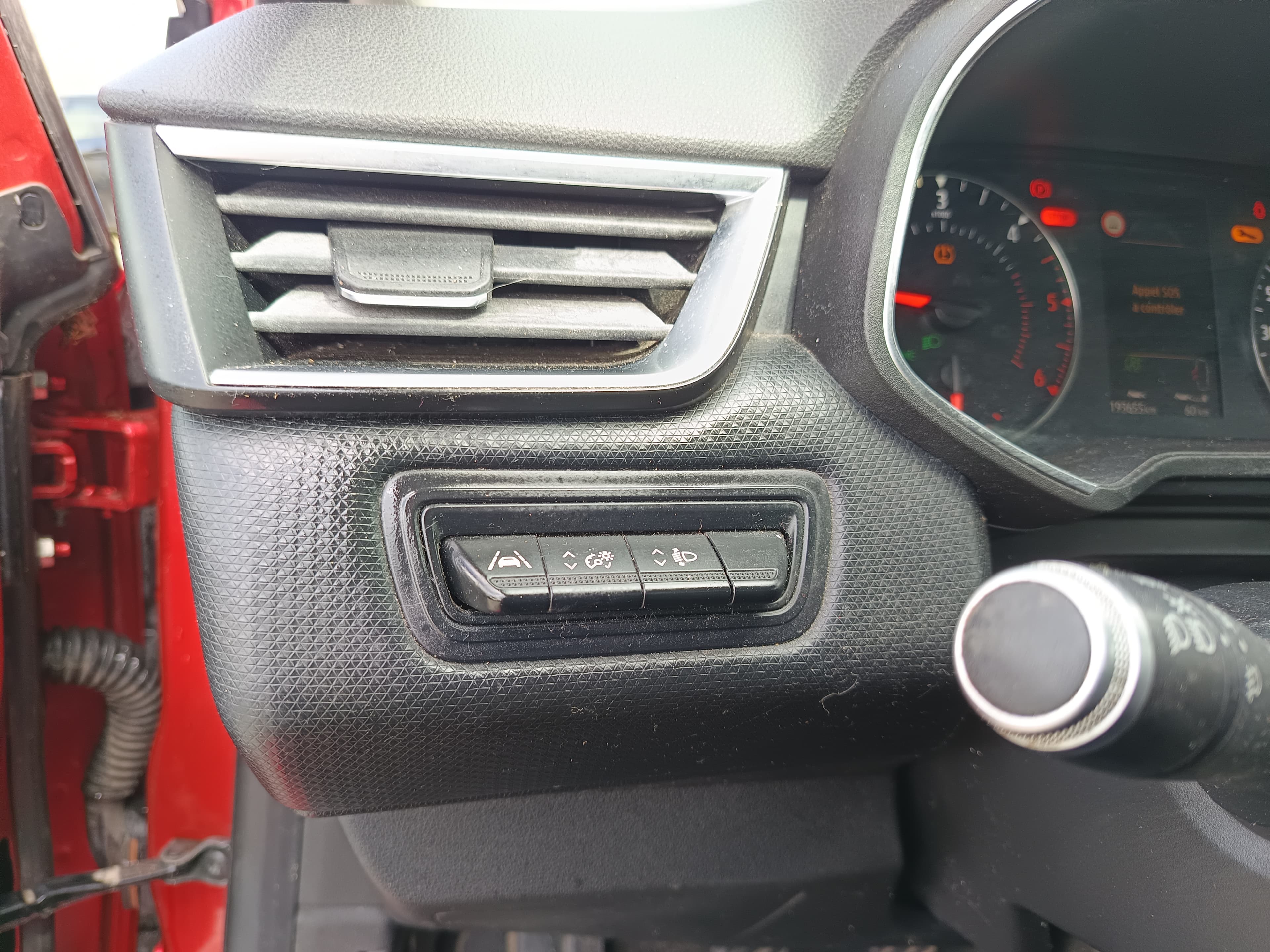 Renault Clio · Ano 2020 — image 47